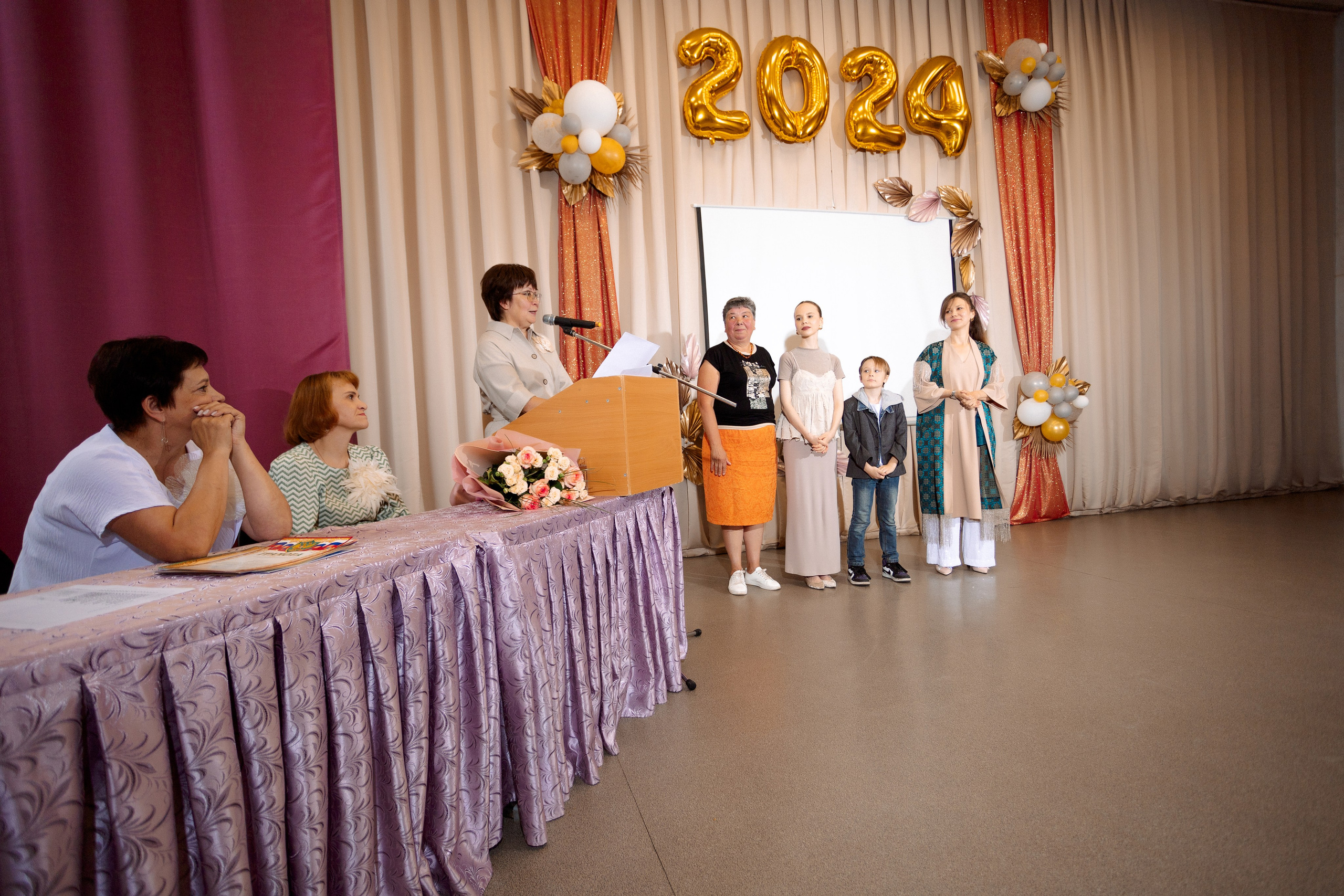 ВРУЧЕНИЕ АТТЕСТАТОВ: Пример. Все фото. Профессиональный фотограф в Ижевске Леша Петров