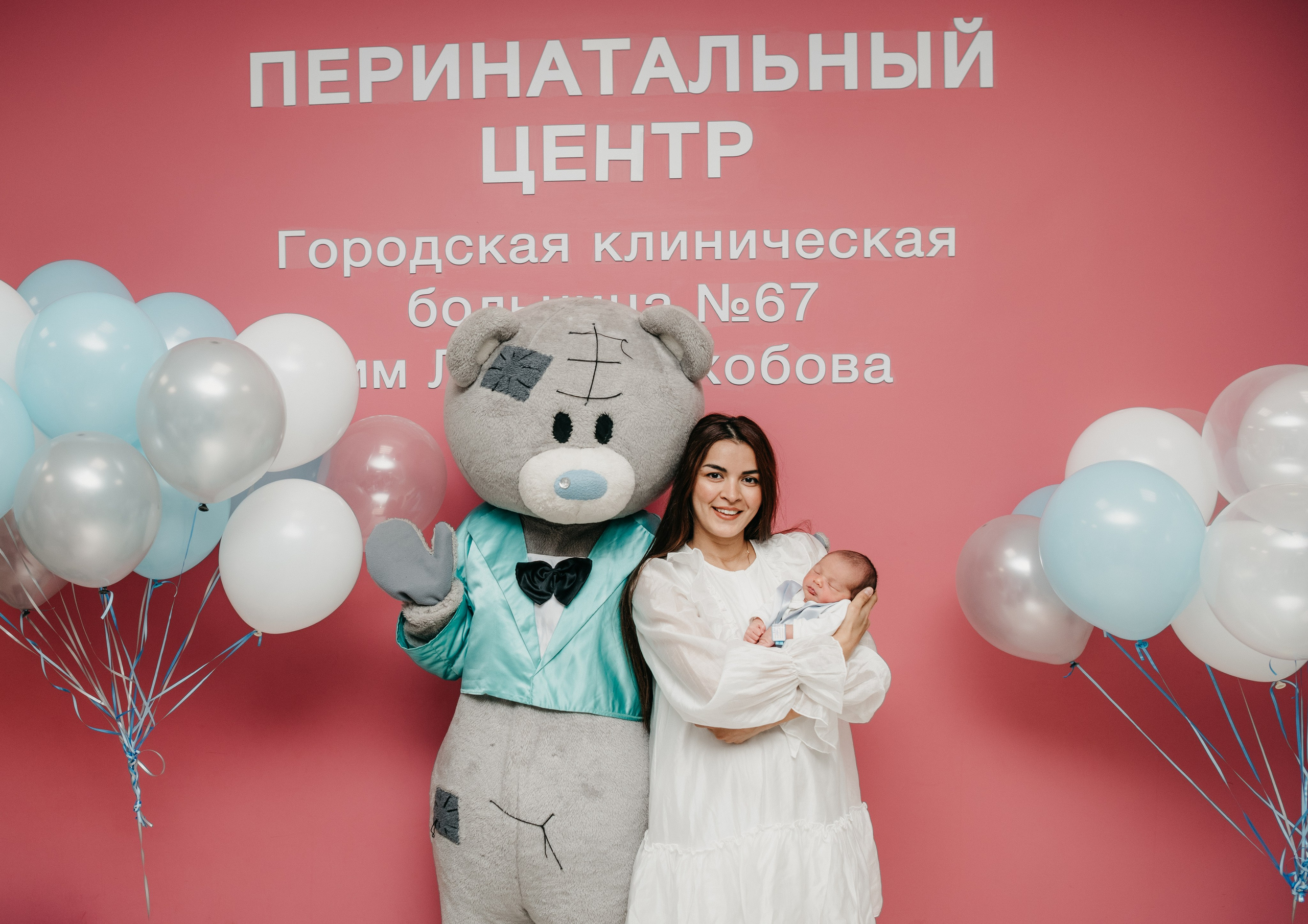 Выписка Али. ГКБ 67. Фотограф на выписку из роддома в Москве и МО