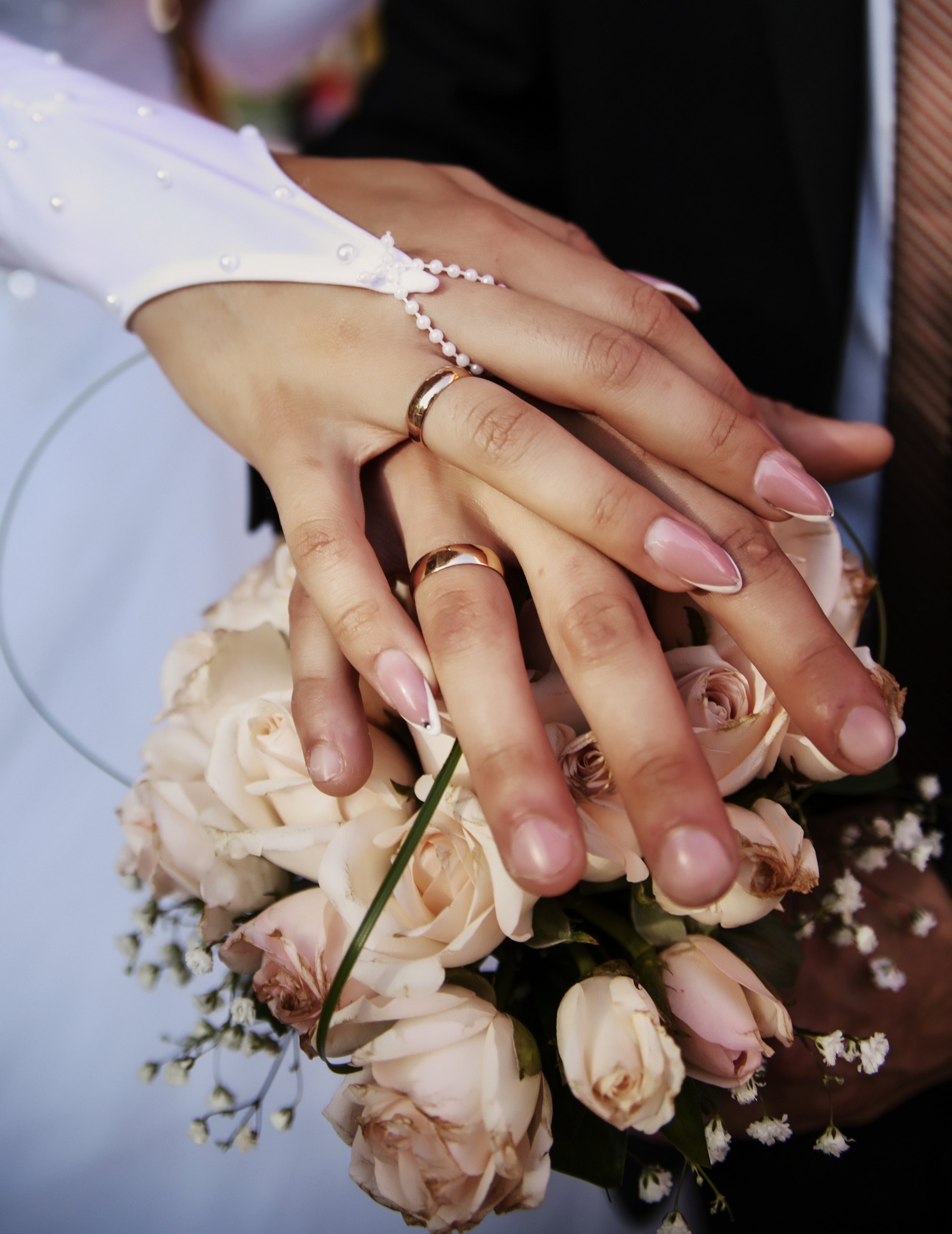 фотограф на свадьбу в Новороссийске, свадебный фотограф Новороссийск, семейный фотограф Новороссийск,  свадебная фотосессия в Новороссийске, фото невесты, фото жениха, фотомолодых, фотосессия в ЗАГСе Новороссийска, фотосессия церемонии, свадебная фотосессия на прогулке , фотопрогулка в Новороссийске, невеста, жених, букет невесты, платье невесты, гости на свадьбе, горько молодым