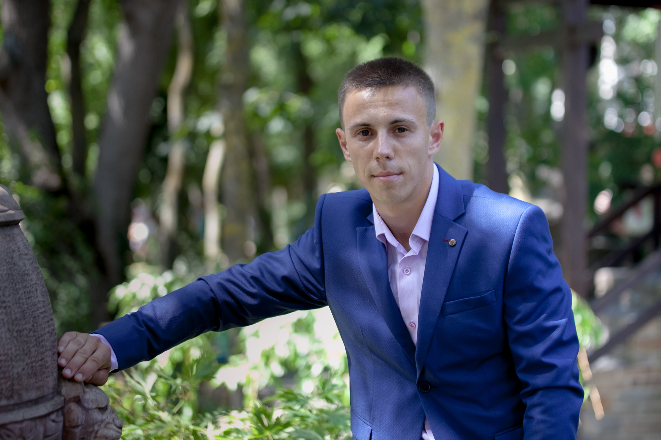 фотограф на свадьбу в Новороссийске, свадебный фотограф Новороссийск, семейный фотограф Новороссийск,  свадебная фотосессия в Новороссийске, фото невесты, фото жениха, фотомолодых, фотосессия в ЗАГСе Новороссийска, фотосессия церемонии, свадебная фотосессия на прогулке , фотопрогулка в Новороссийске, невеста, жених, букет невесты, платье невесты, гости на свадьбе, горько молодым