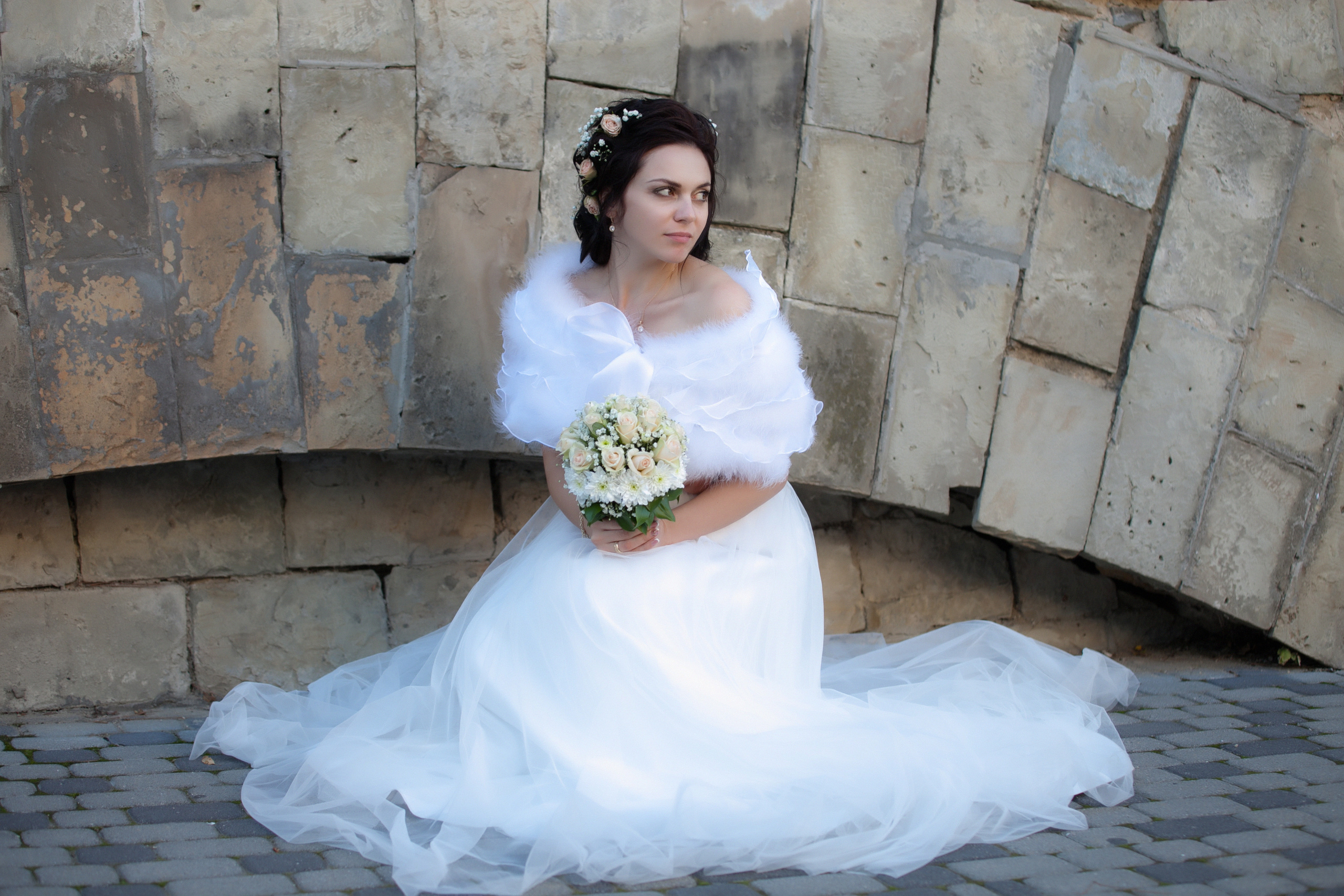 фотограф на свадьбу в Новороссийске, свадебный фотограф Новороссийск, семейный фотограф Новороссийск,  свадебная фотосессия в Новороссийске, фото невесты, фото жениха, фотомолодых, фотосессия в ЗАГСе Новороссийска, фотосессия церемонии, свадебная фотосессия на прогулке , фотопрогулка в Новороссийске, невеста, жених, букет невесты, платье невесты, гости на свадьбе, горько молодым