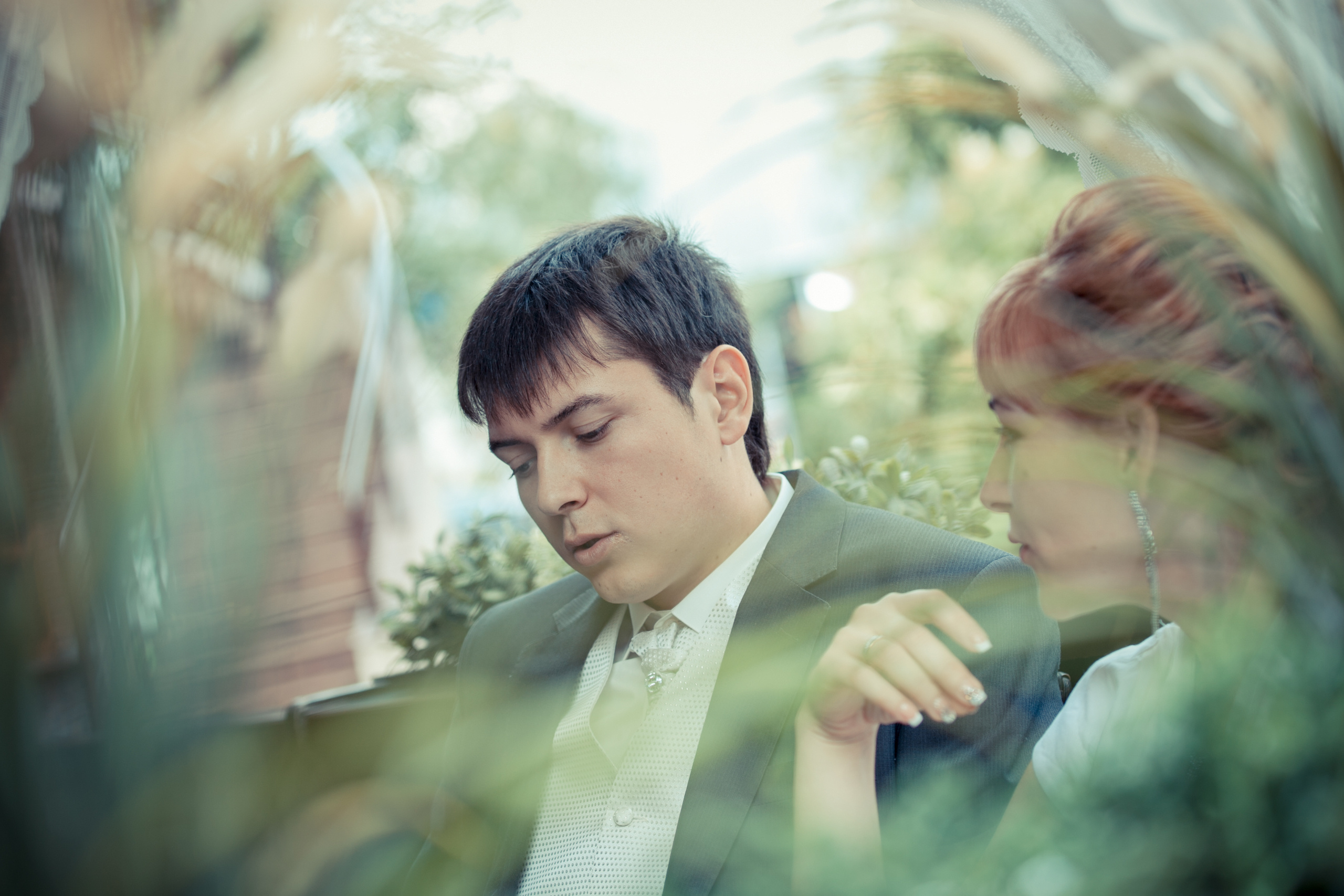 фотограф на свадьбу в Новороссийске, свадебный фотограф Новороссийск, семейный фотограф Новороссийск,  свадебная фотосессия в Новороссийске, фото невесты, фото жениха, фотомолодых, фотосессия в ЗАГСе Новороссийска, фотосессия церемонии, свадебная фотосессия на прогулке , фотопрогулка в Новороссийске, невеста, жених, букет невесты, платье невесты, гости на свадьбе, горько молодым