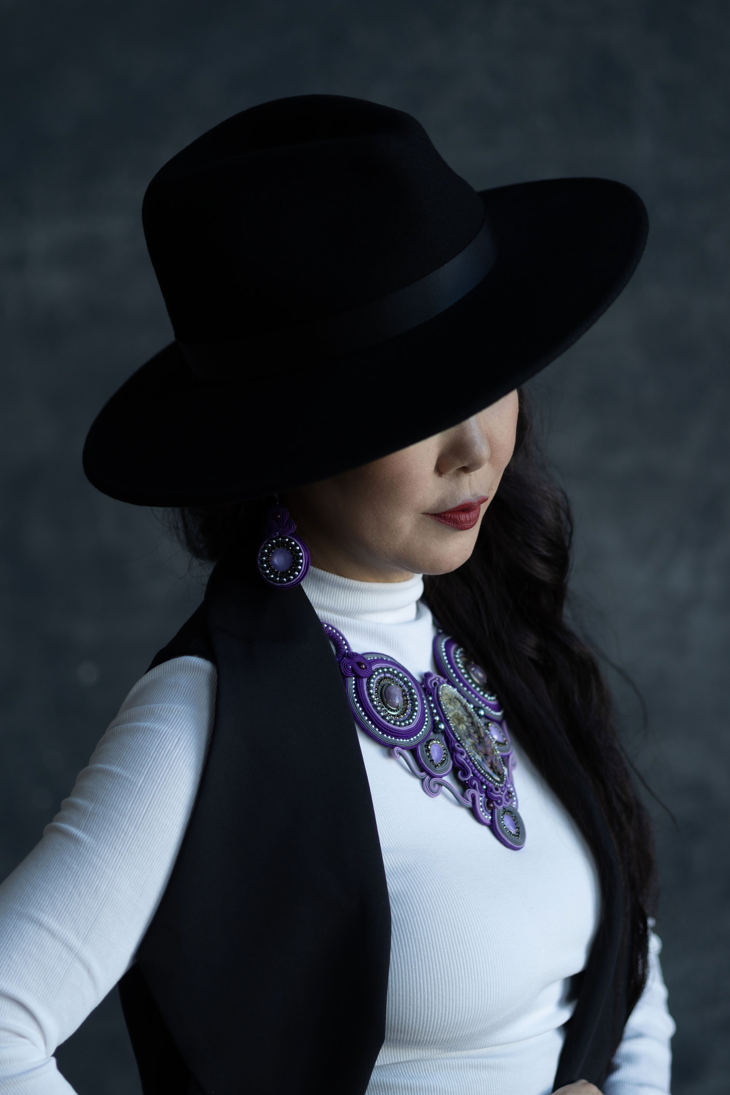 Украшения ручной работы. Ульяна. Фотограф Якутск Зоя Николаева