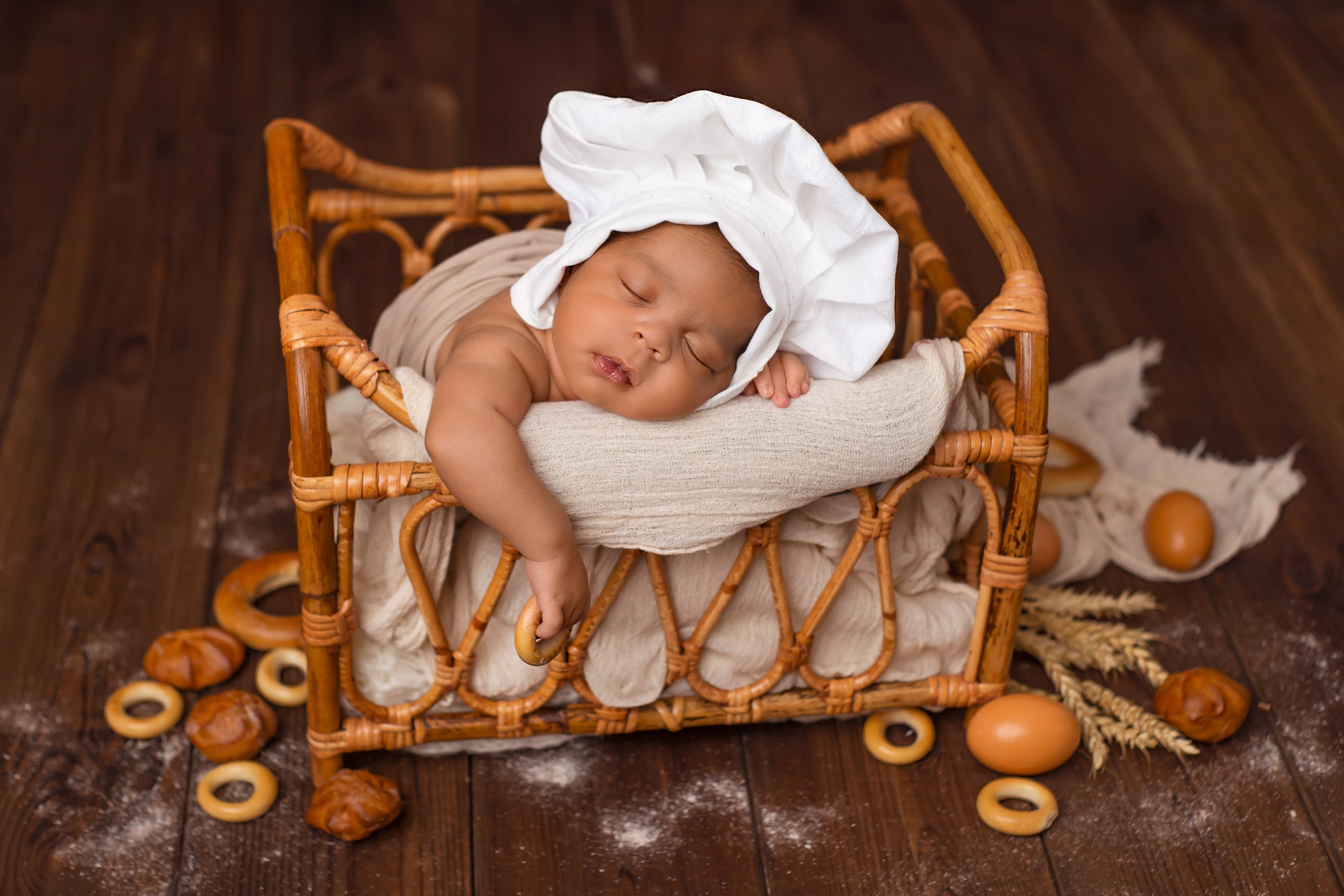 Новорождённые. Оля Март. Фотограф новорождённых город Лида. Фотограф на годик в Лиде