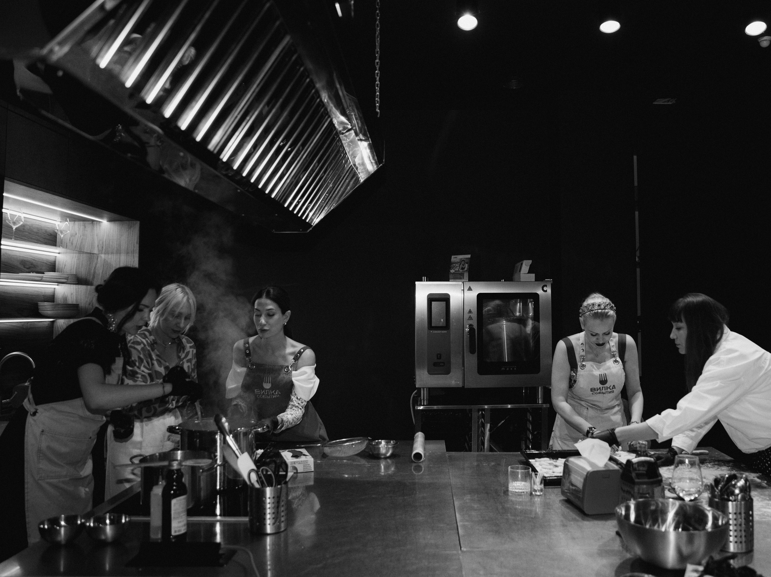 Репортажа съёмка девичника для Светы и Рави. Фотограф в Краснодаре и Краснодарском крае