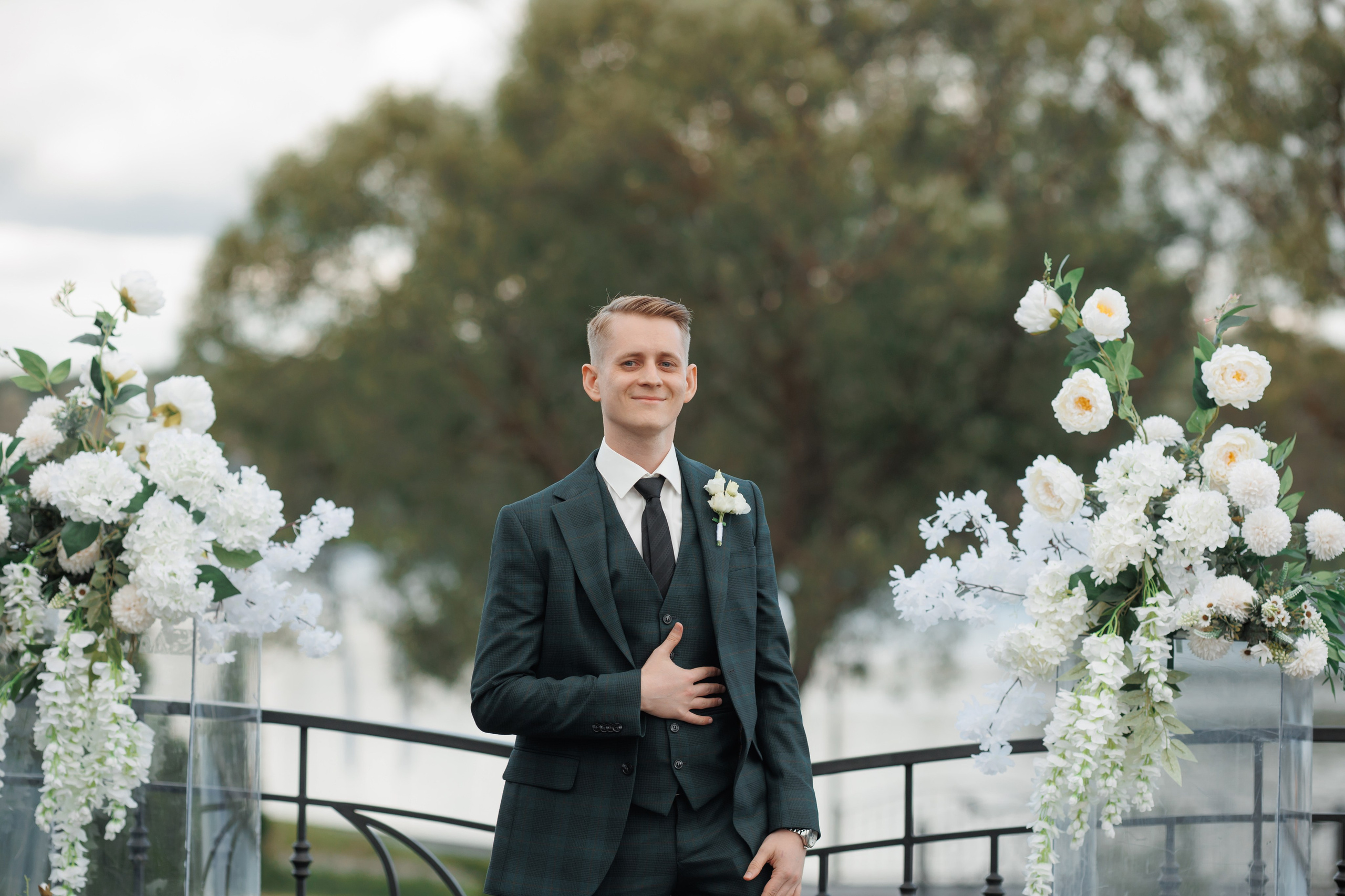 Регистрация в отеле Fish Point, ЗАГС Бутово, прогулка в Остафьево. Свадебный и репортажный фотограф (Москва, Королев и другие)