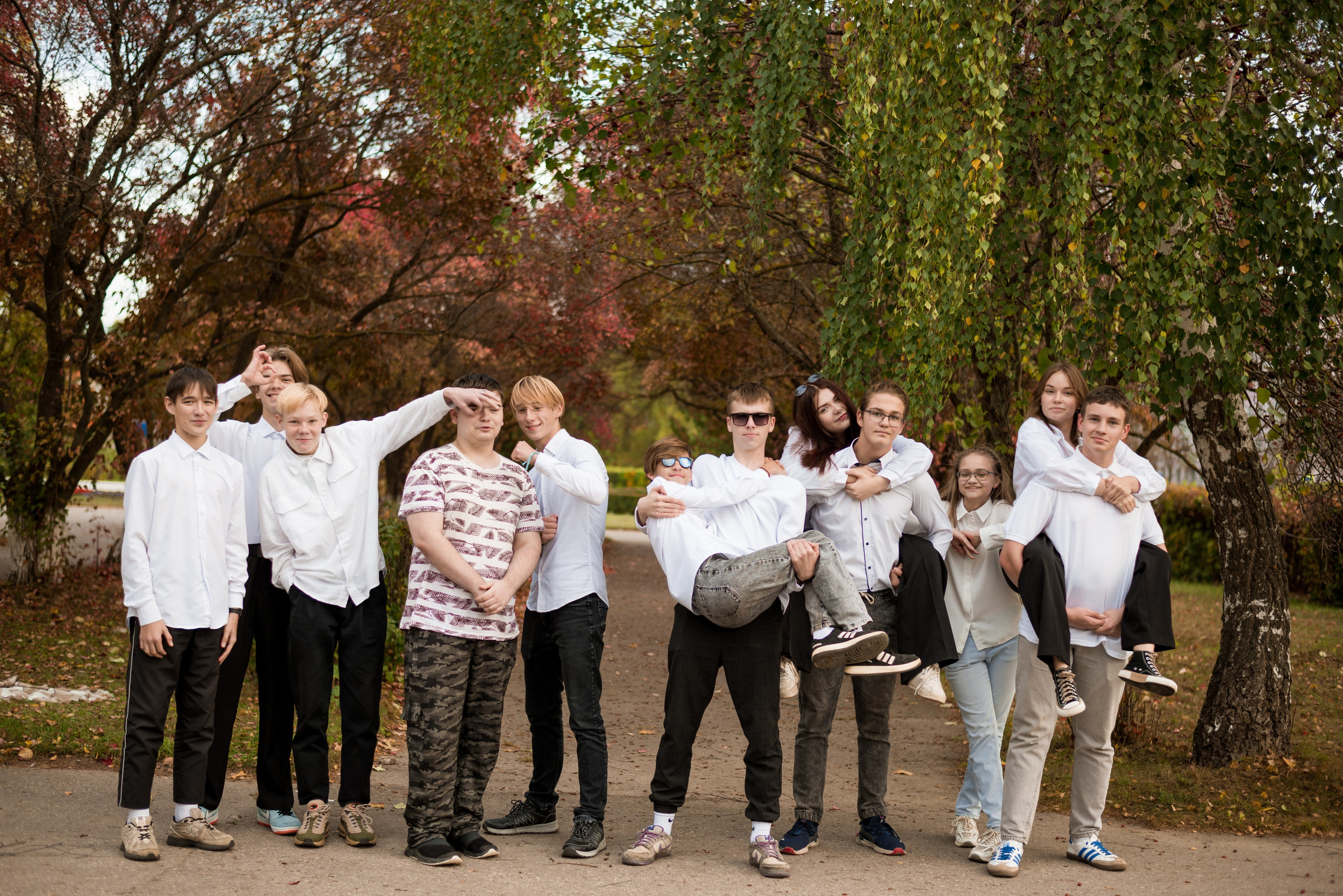 Выпускные альбомы 9-11 класс. Фотограф в Новомичуринске Наталья Малиновская