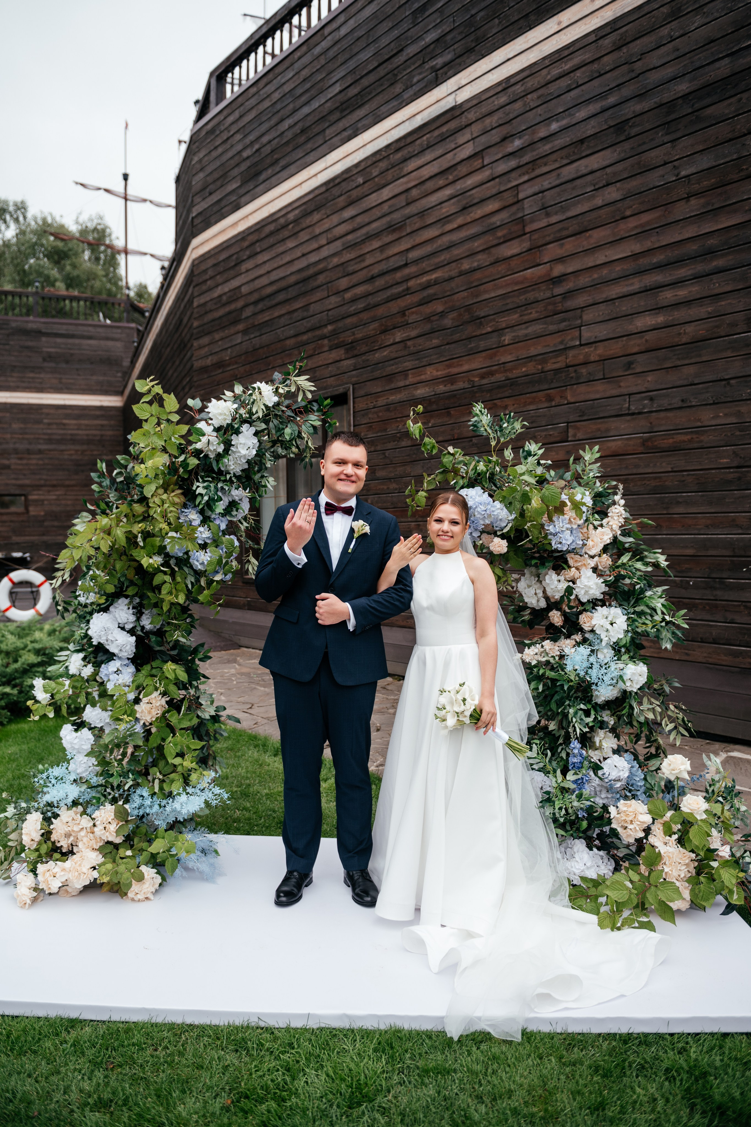 Свадебная фотосессия Ирины и Юрия Домодедово. Свадебный и индивидуальный фотограф Никита Роут | Москва