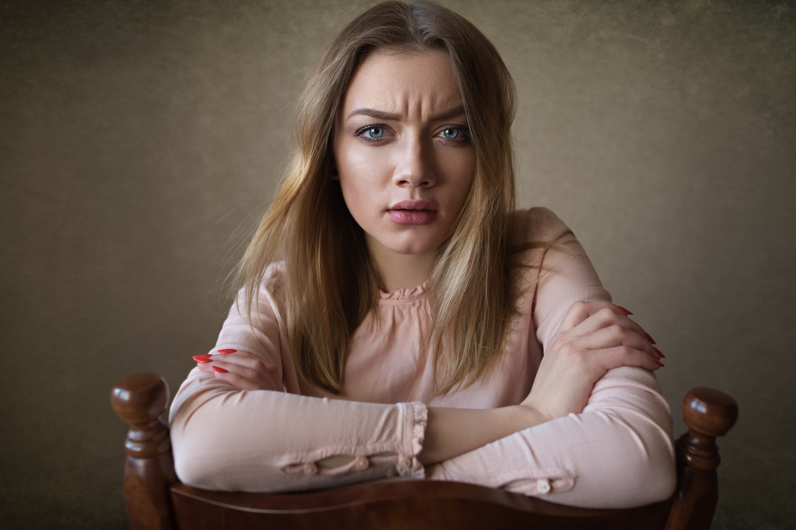 Портреты у окна с Екатериной в формате для «себя»