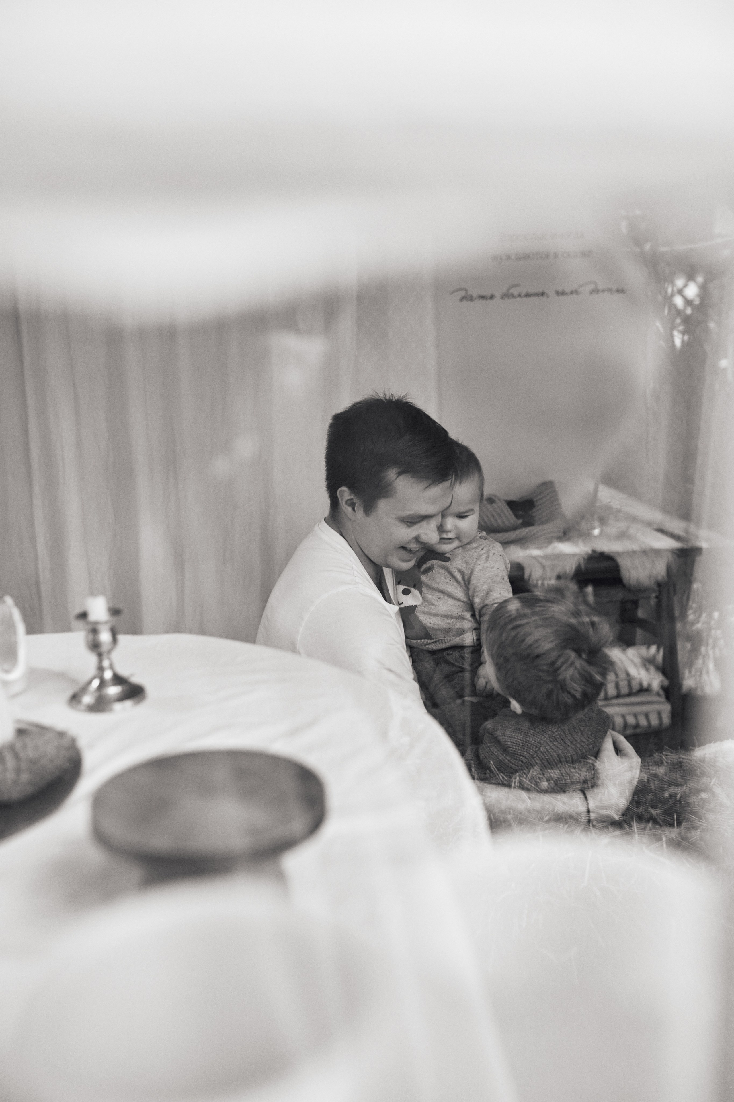 Наталья, Даниил и Дима с Андреем. Http://mira-photo.ru/