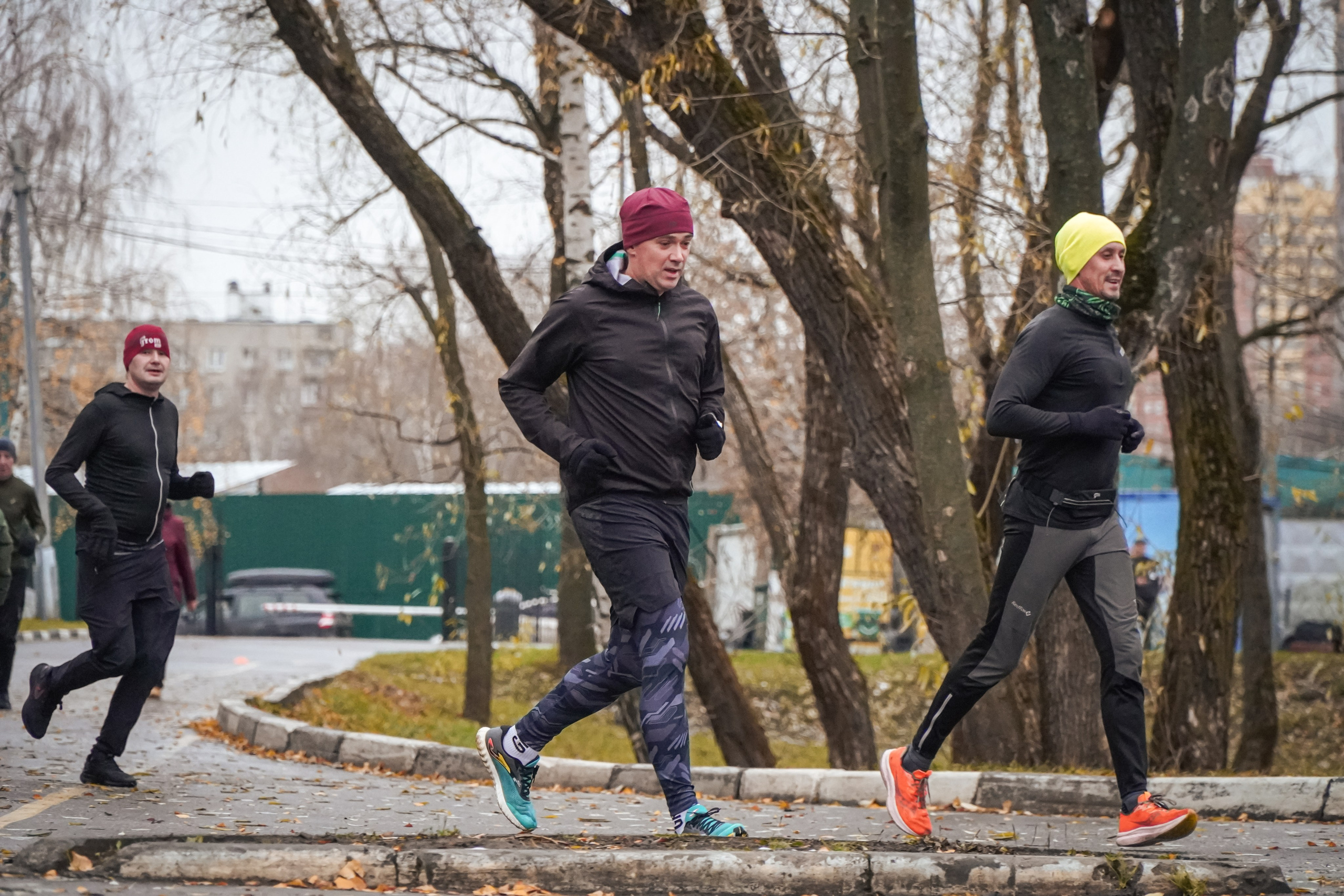 5 вёрст Реутов 16.11.2024. Роман Капилюшов. Бег. Фото. Видео. г. Люберцы