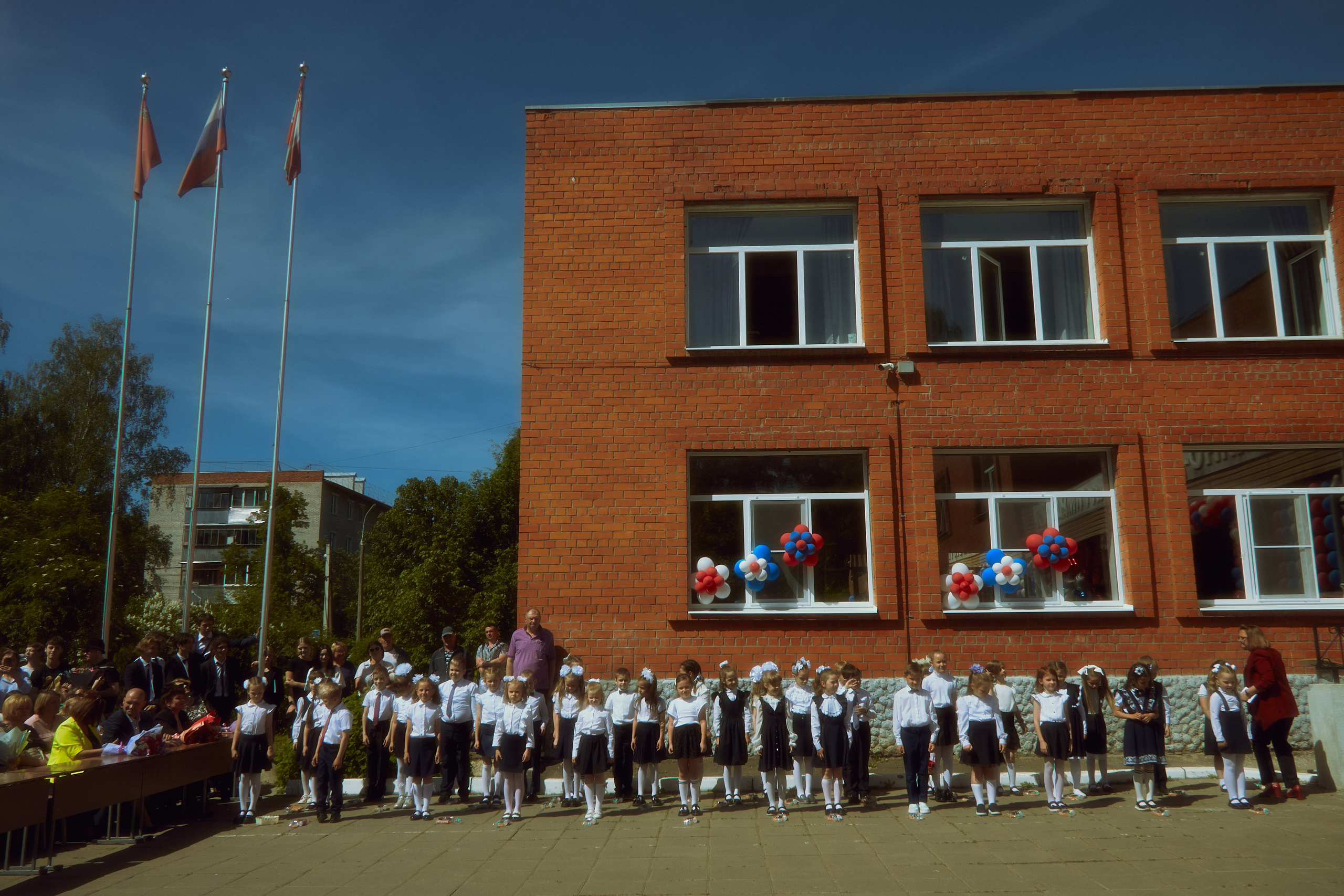 Последний звонок. Фотограф Елизавета Маслова. Москва. Art, Fashion