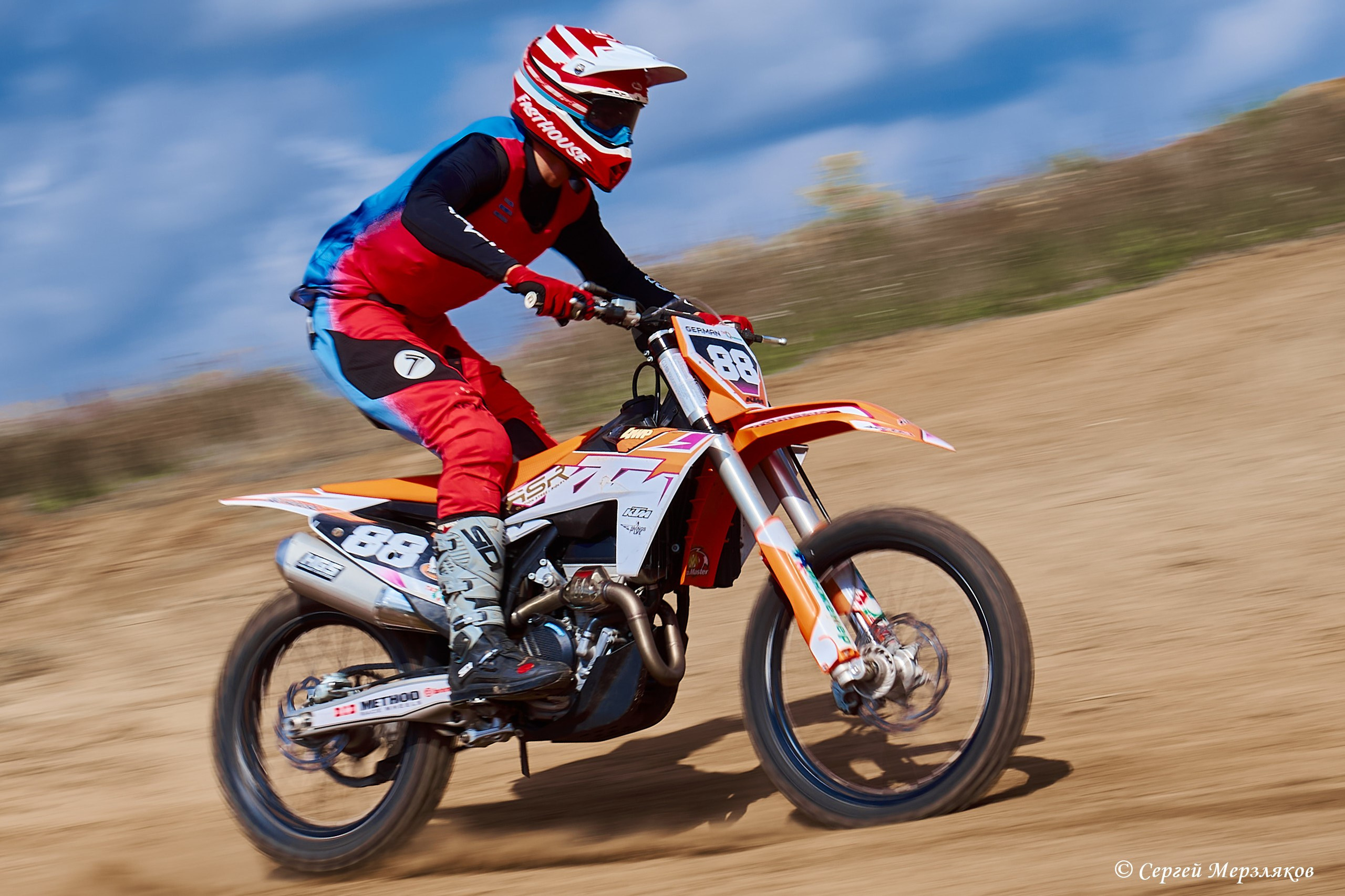 Мотокросс. Орловское. Ижевск. 25.08.2024. Спортивный репортажный фотограф в Ижевске Сергей Мерзляков