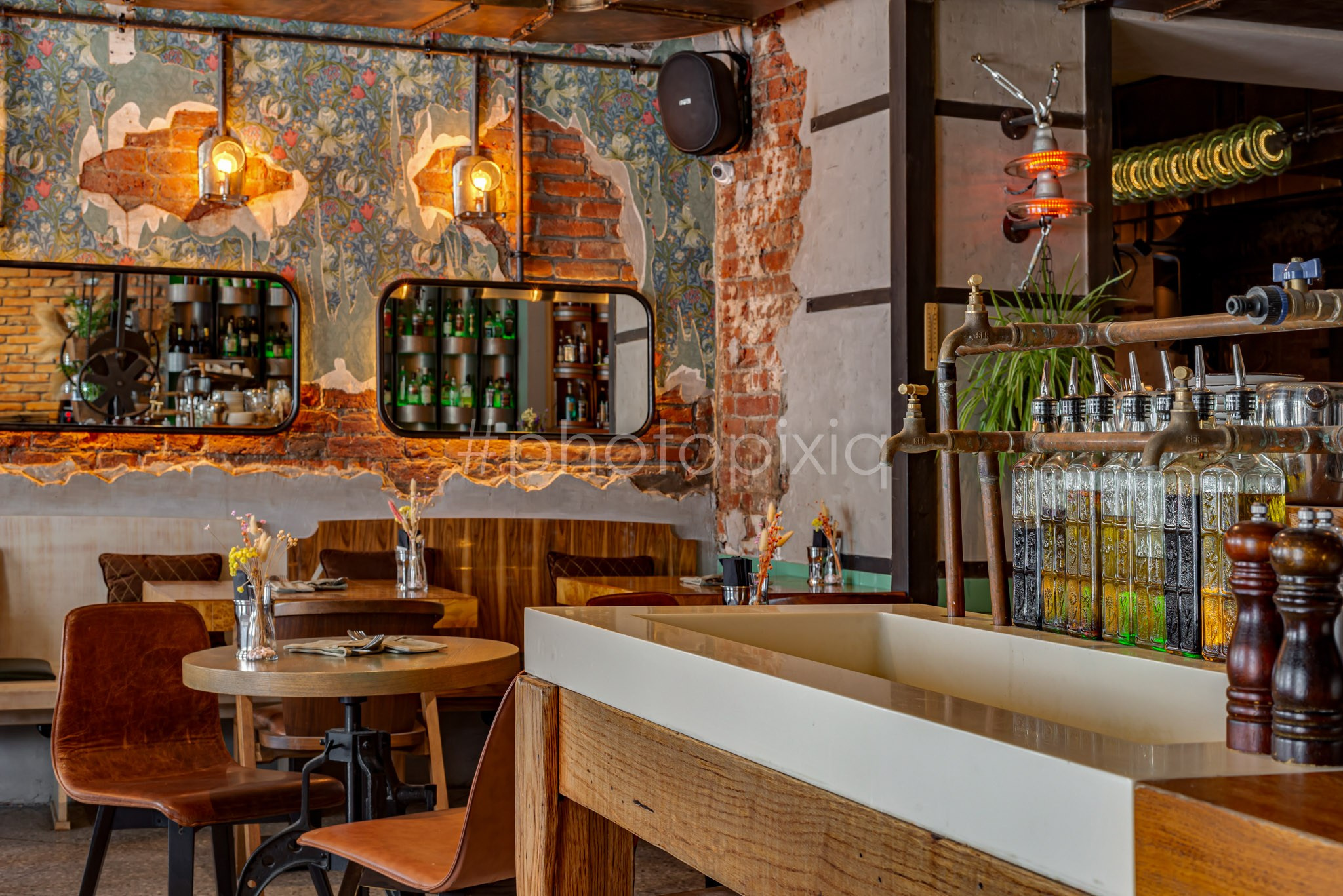 Интерьерная съёмка бара Masters & Margaritas на Пятницкой. Интерьерная съёмка и виртуальные туры — Интерьерный фотограф Кузнецов Сергей (photopixiq)