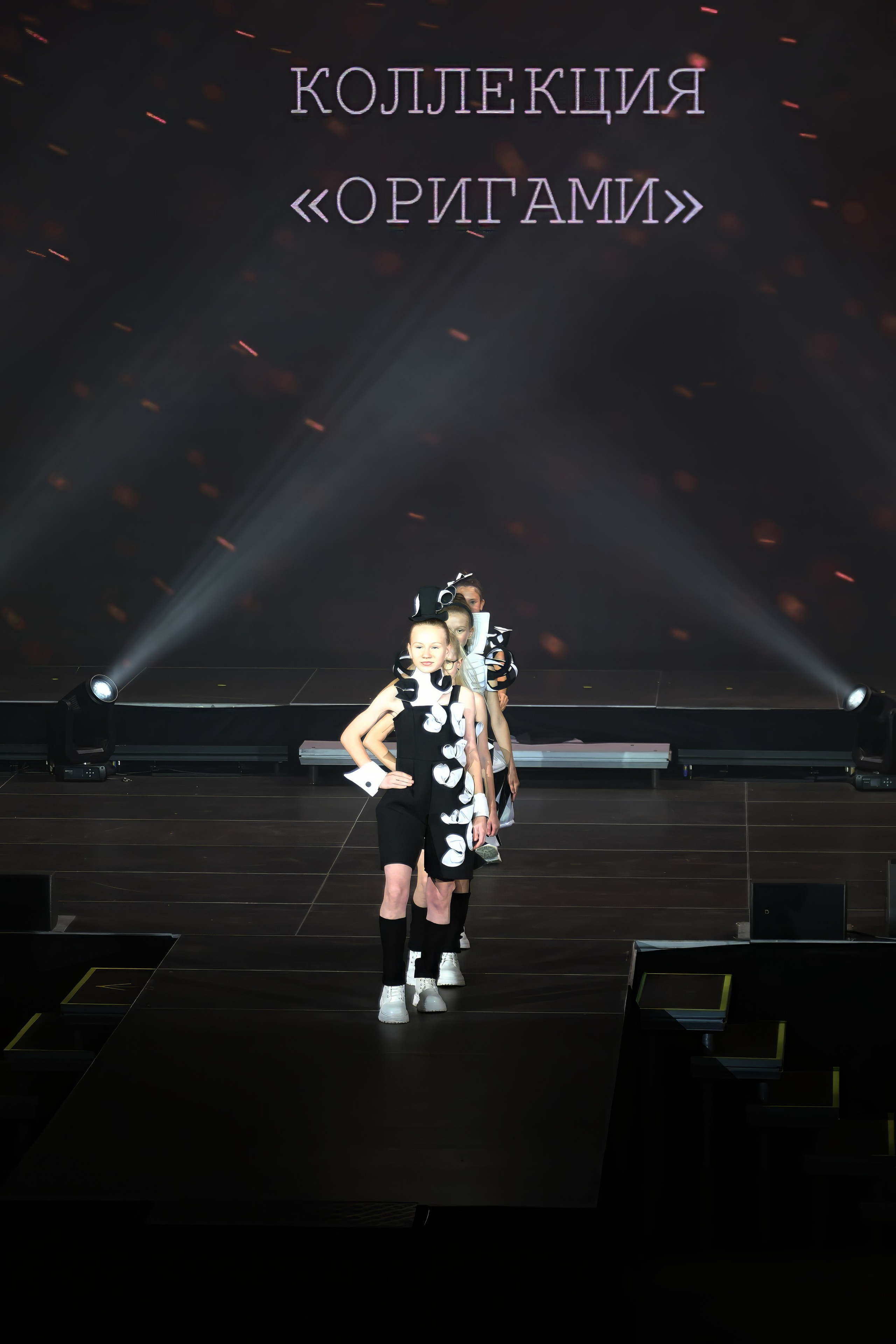 Подиумный спектакль «Стиль Надежды». Добро пожаловать в студию «Цифровой скульптор»  где искусство встречается с технологиями!