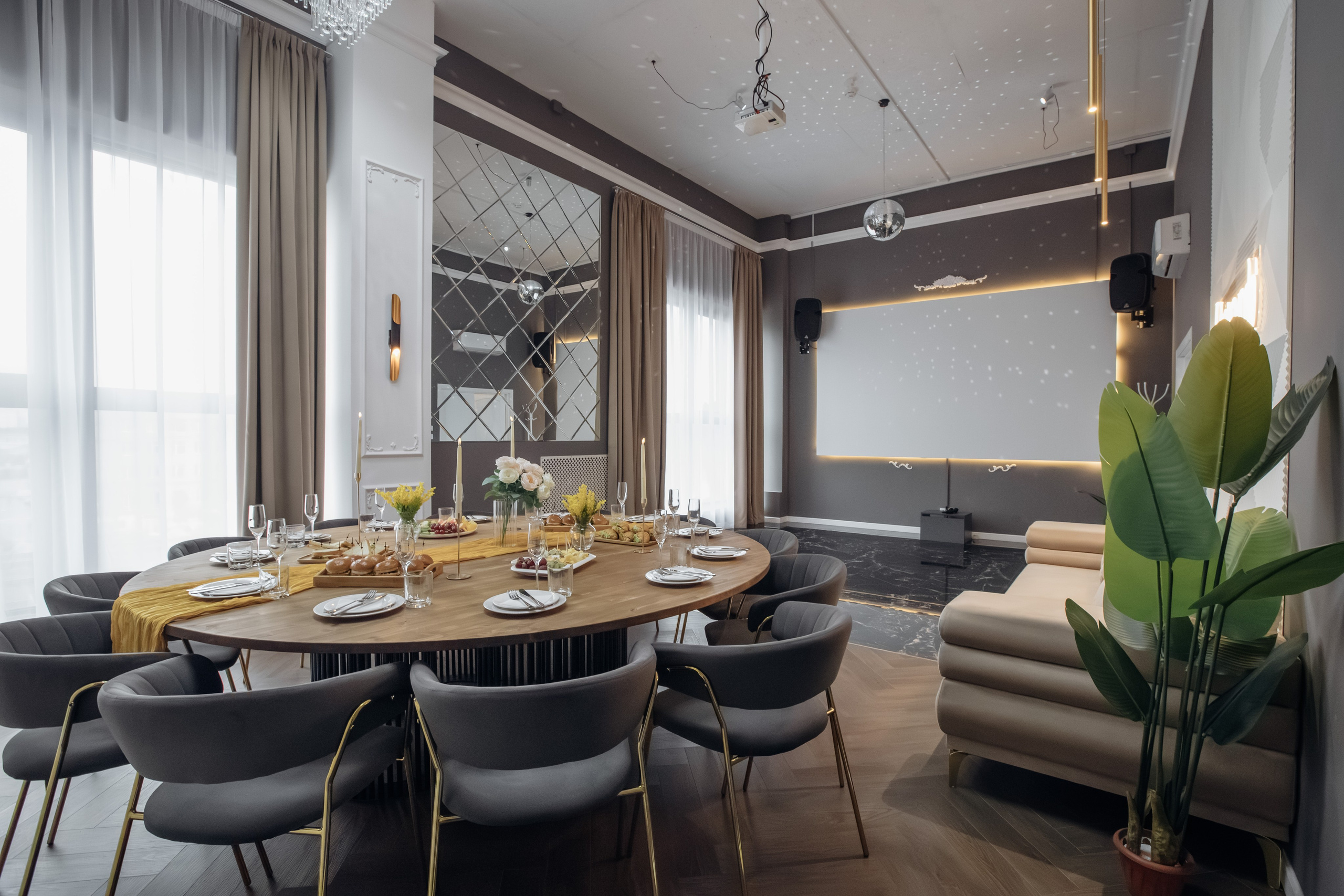 Леонардо. Аренда лофта в СПб для мероприятий