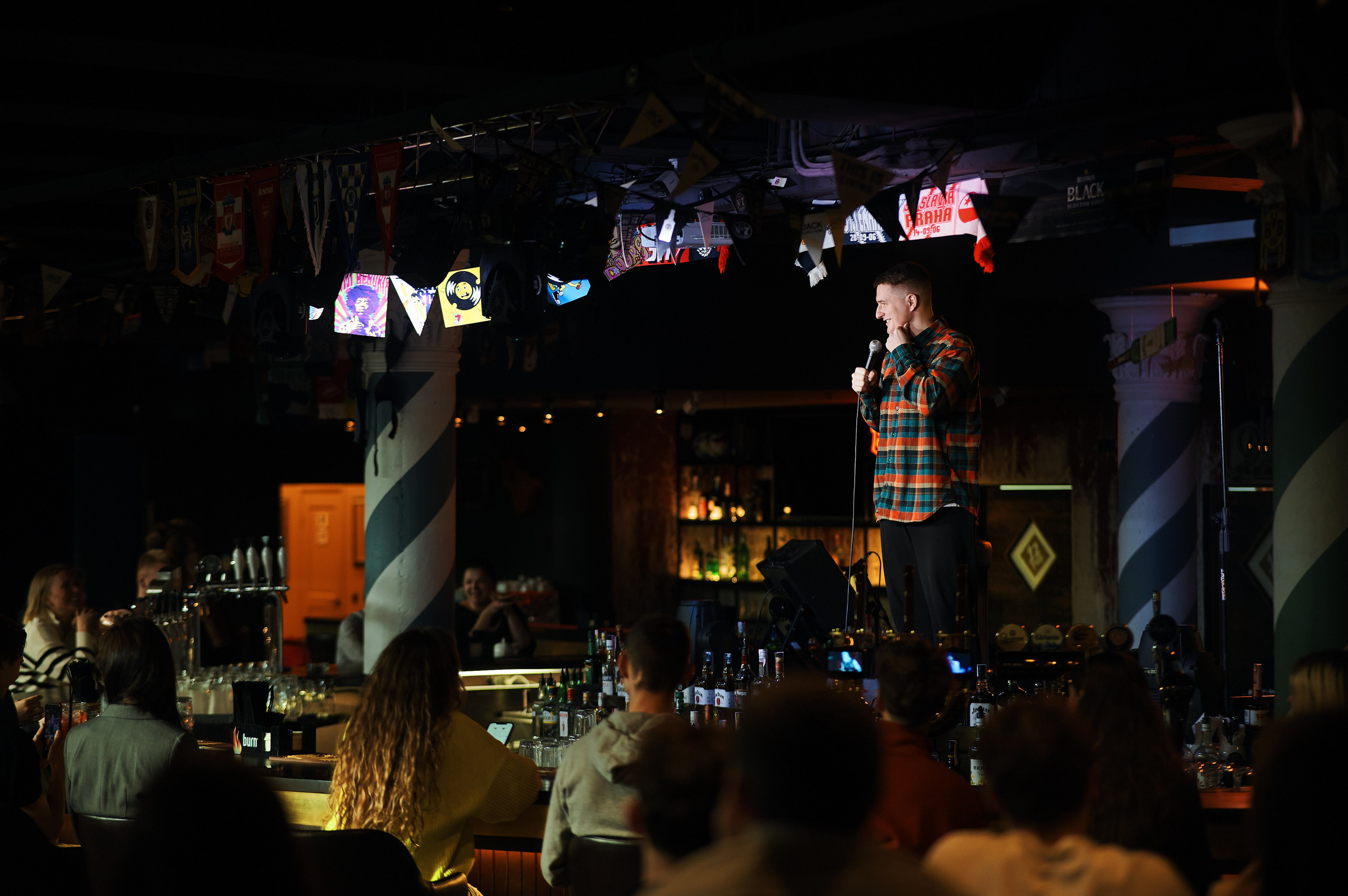 Импровизация с залом. Главная