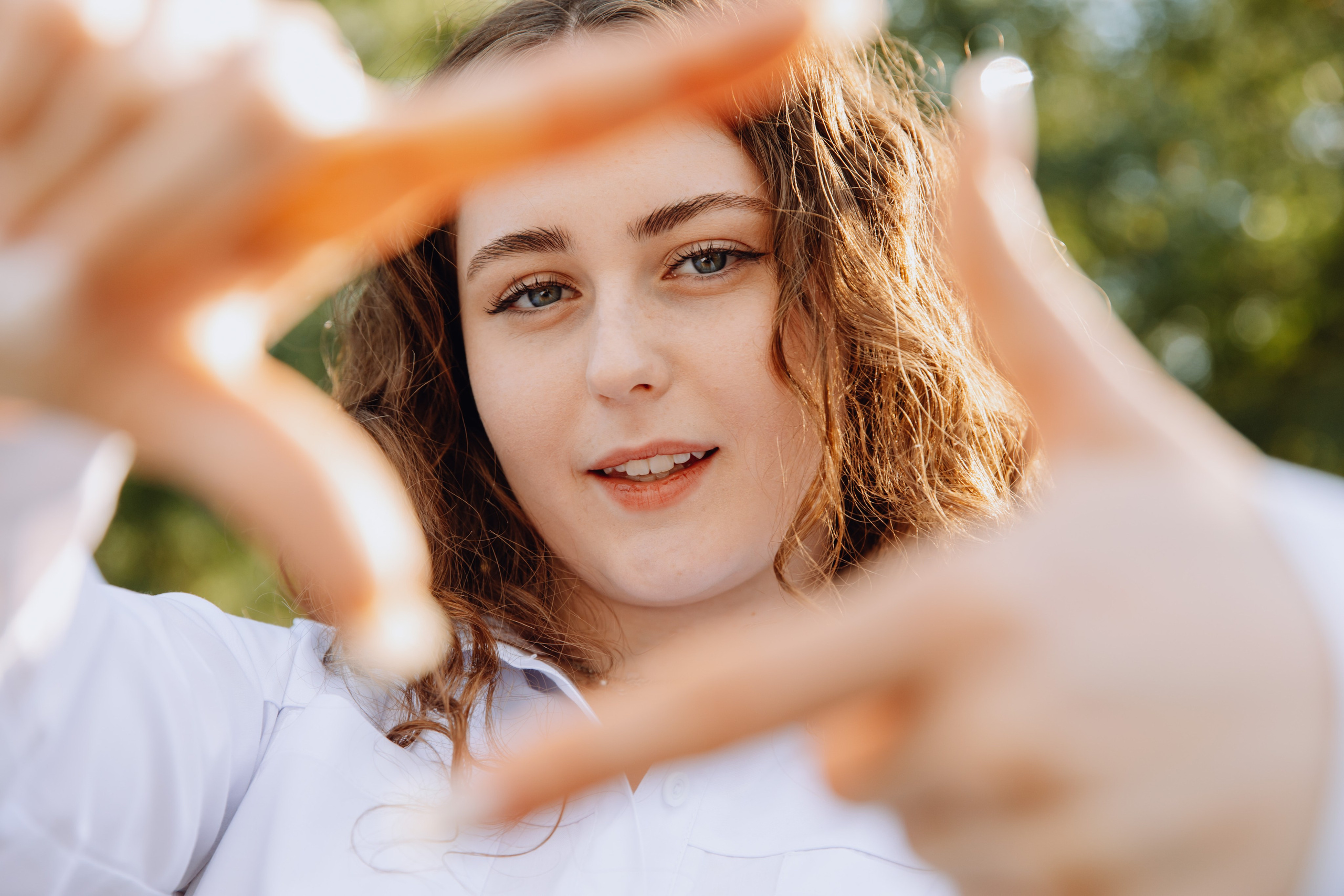 Школьные альбомы в Чернянке. Фотограф Максим Никонов