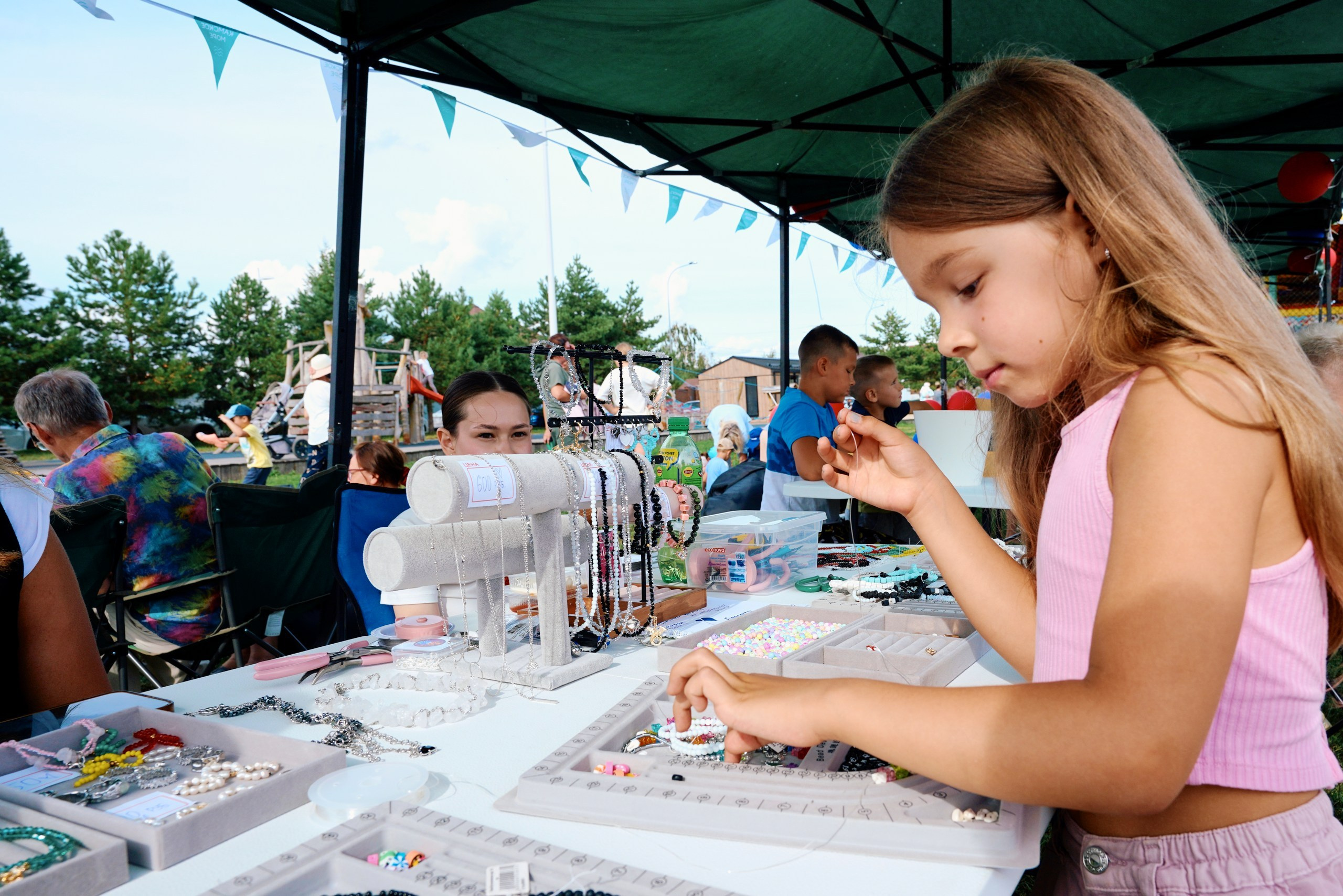 Пляжный маркет 2024, г. Лаишево. Фотограф Казань