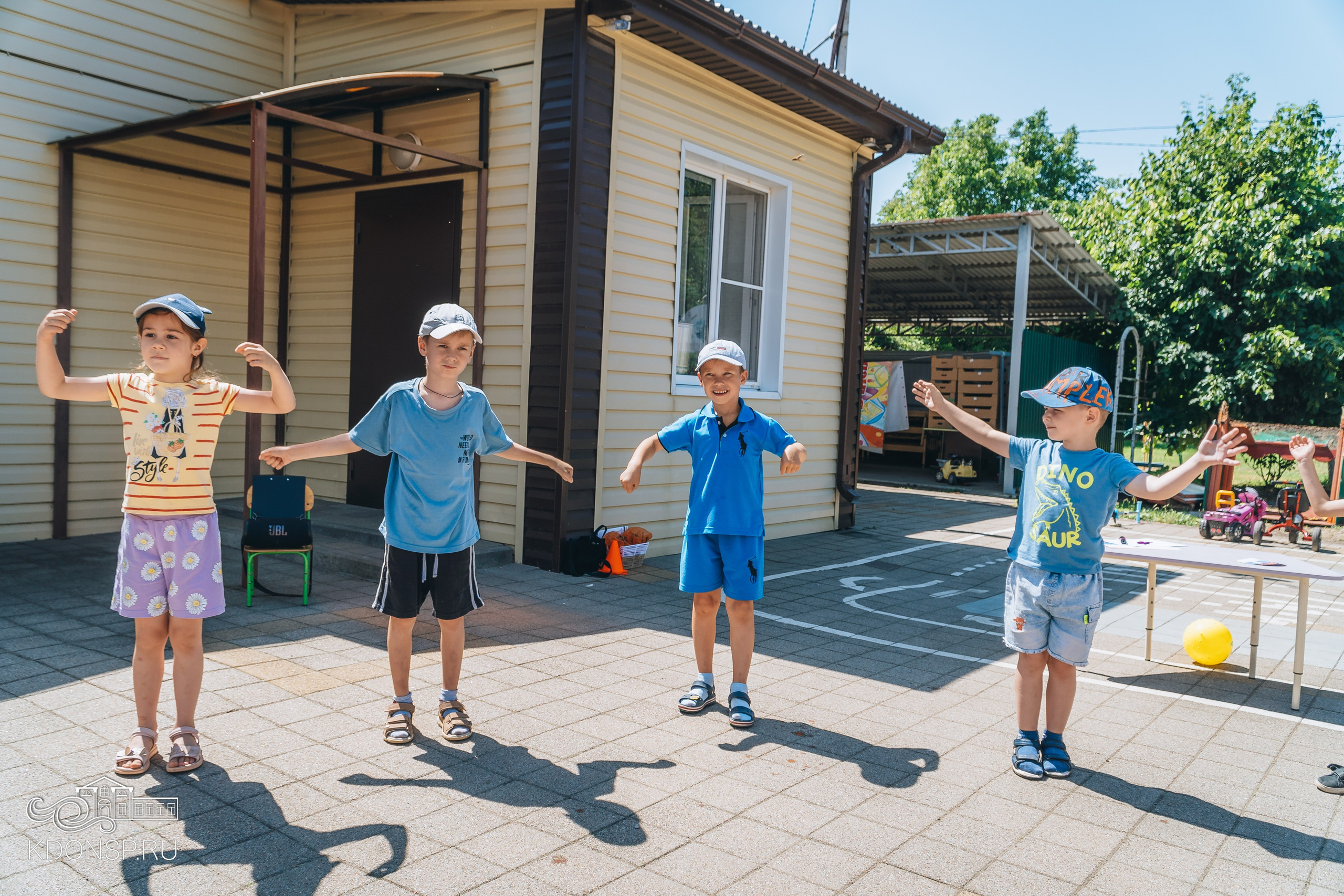 «У нас Родина одна». Новотитаровский Дом культуры