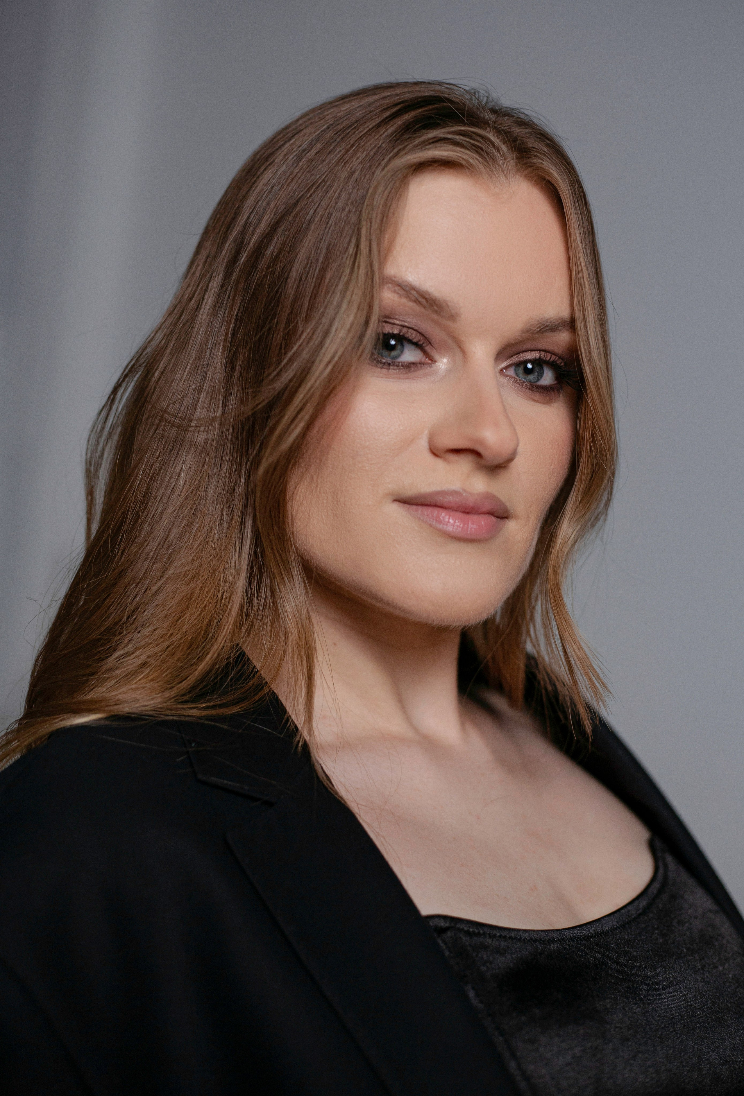 Полина, студия. Портретный фотограф в Минске