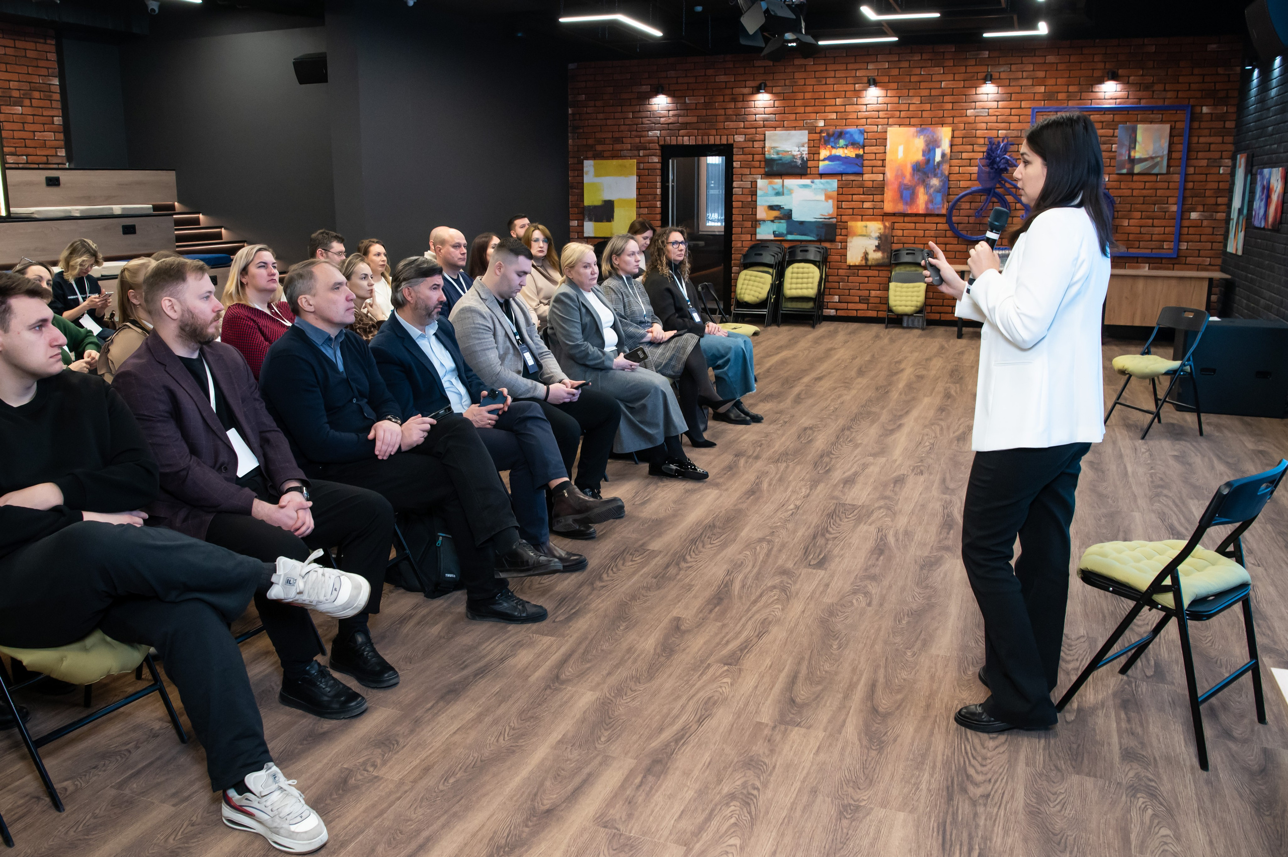 КОВОРКИНГ_РЕПОРТАЖ. Репортажный и семейный фотограф в Тюмени Владислав Шадиков