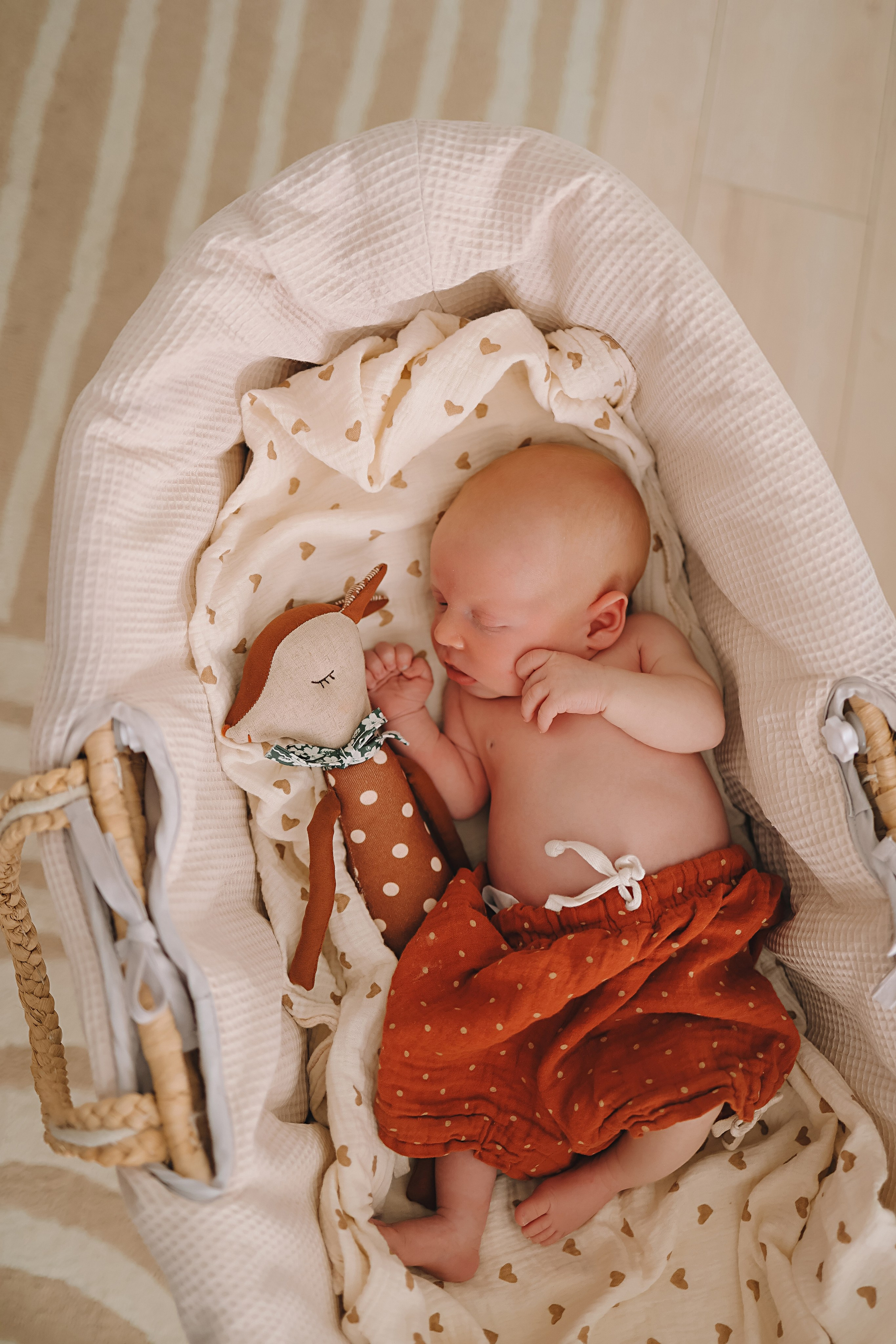 Ефим, 2 недели. Семейный фотограф Тюмень, фотограф на роды Салмина Мария