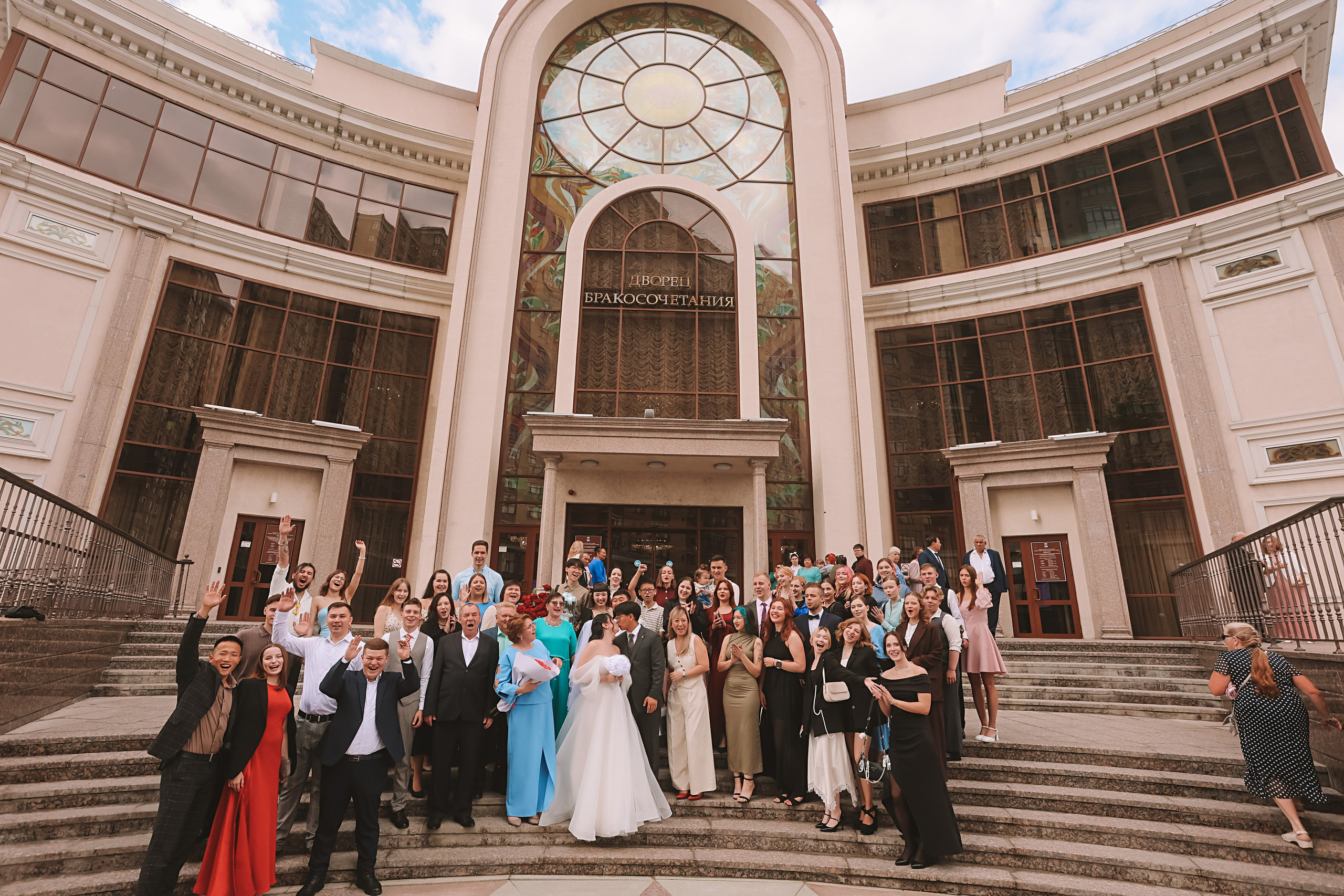 Айвазовский и парк дружбы народов. Семейный фотограф Тюмень, фотограф на роды Салмина Мария