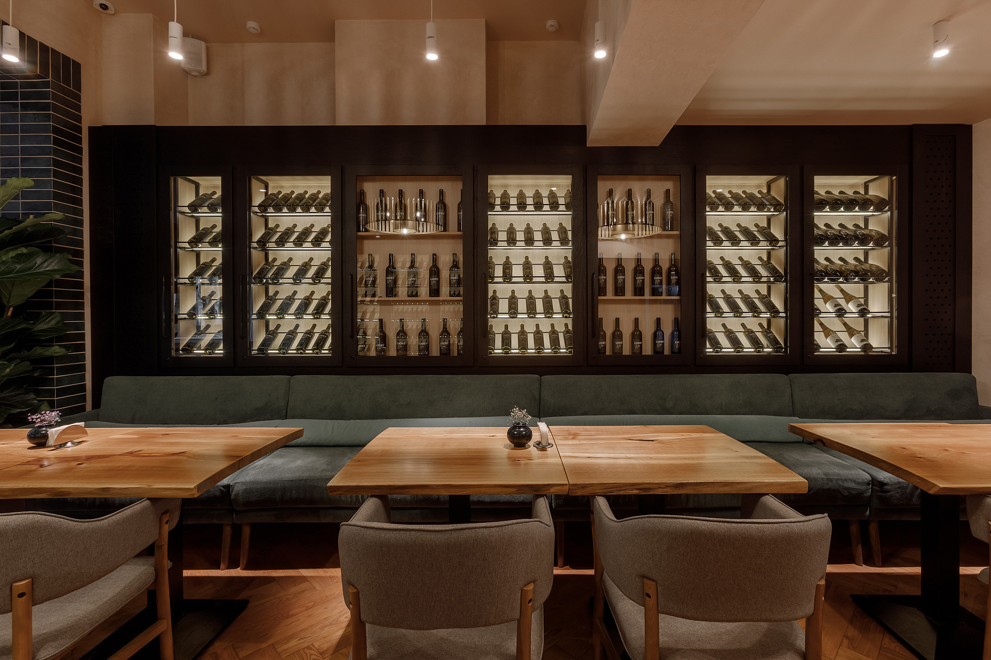 Интерьерная фотосъемка в Москве. Фотограф Сергей Наставник. Рекламная фотосъемка любой сложности