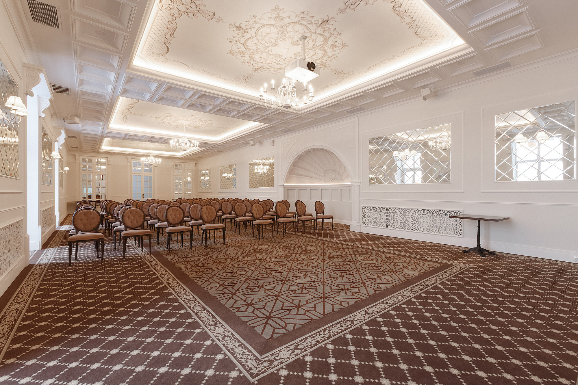 Интерьерная фотосъемка в Москве. Фотограф Сергей Наставник. Рекламная фотосъемка любой сложности