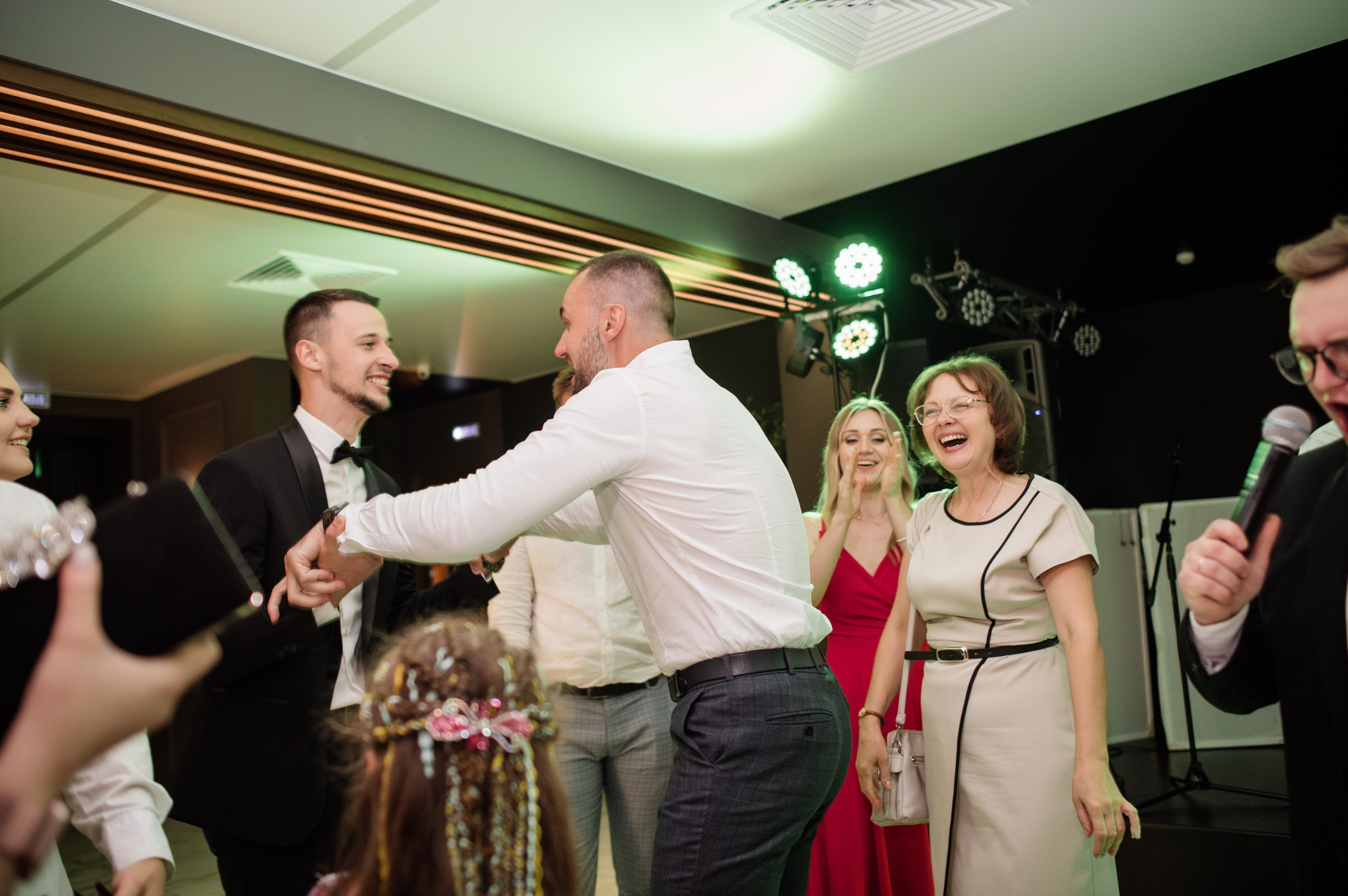 Свадебная фотосессия в Овстуге и Дятьково. Свадебный и репортажный фотограф видеограф Брянск/Москва