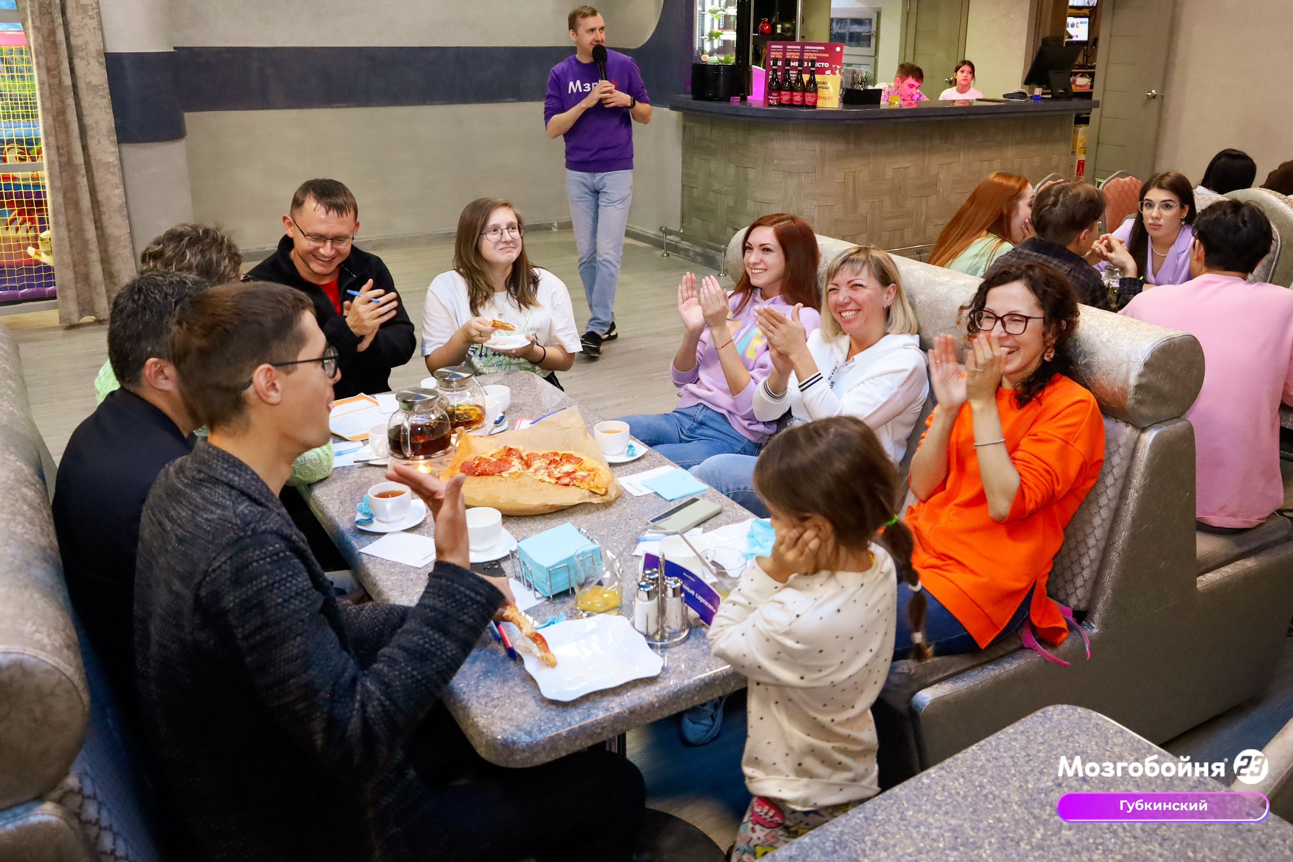 1 октября 2023. Фотограф в Губкинском | Александра Артамонова