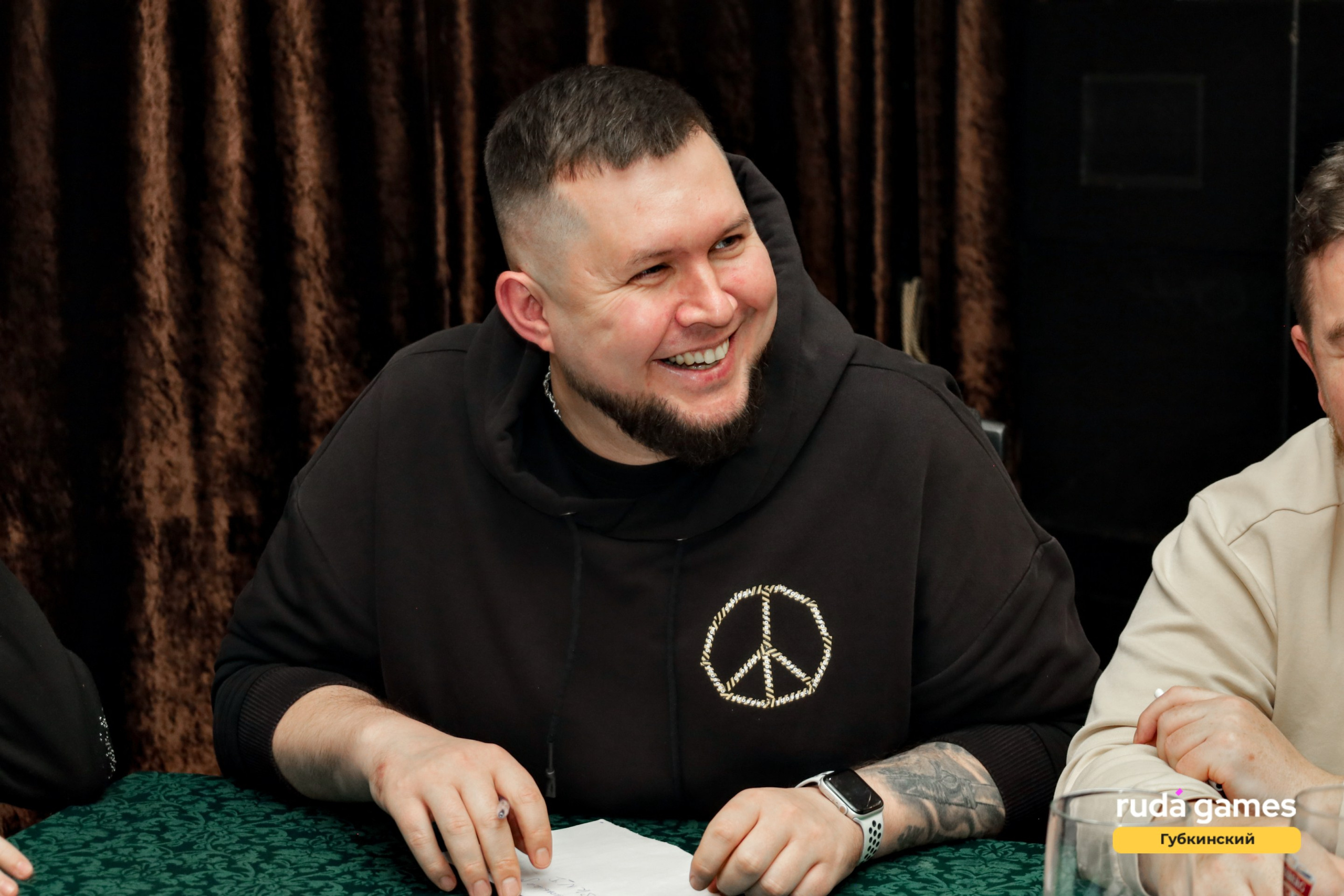 1 сентября. Фотограф в Губкинском | Александра Артамонова