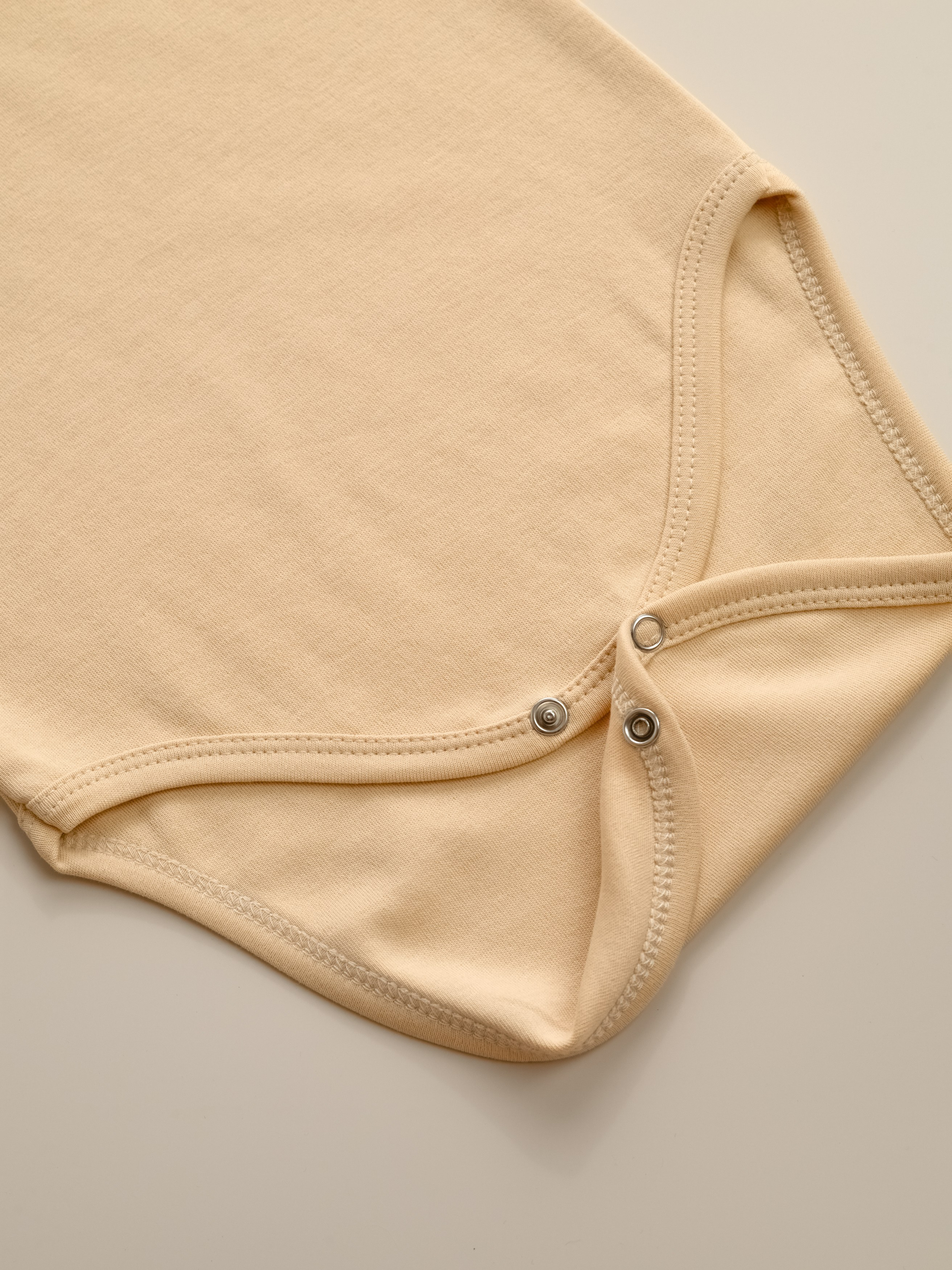 Одежда для детей. Предметный фотограф, инфографика и видео в Санкт-Петербурге