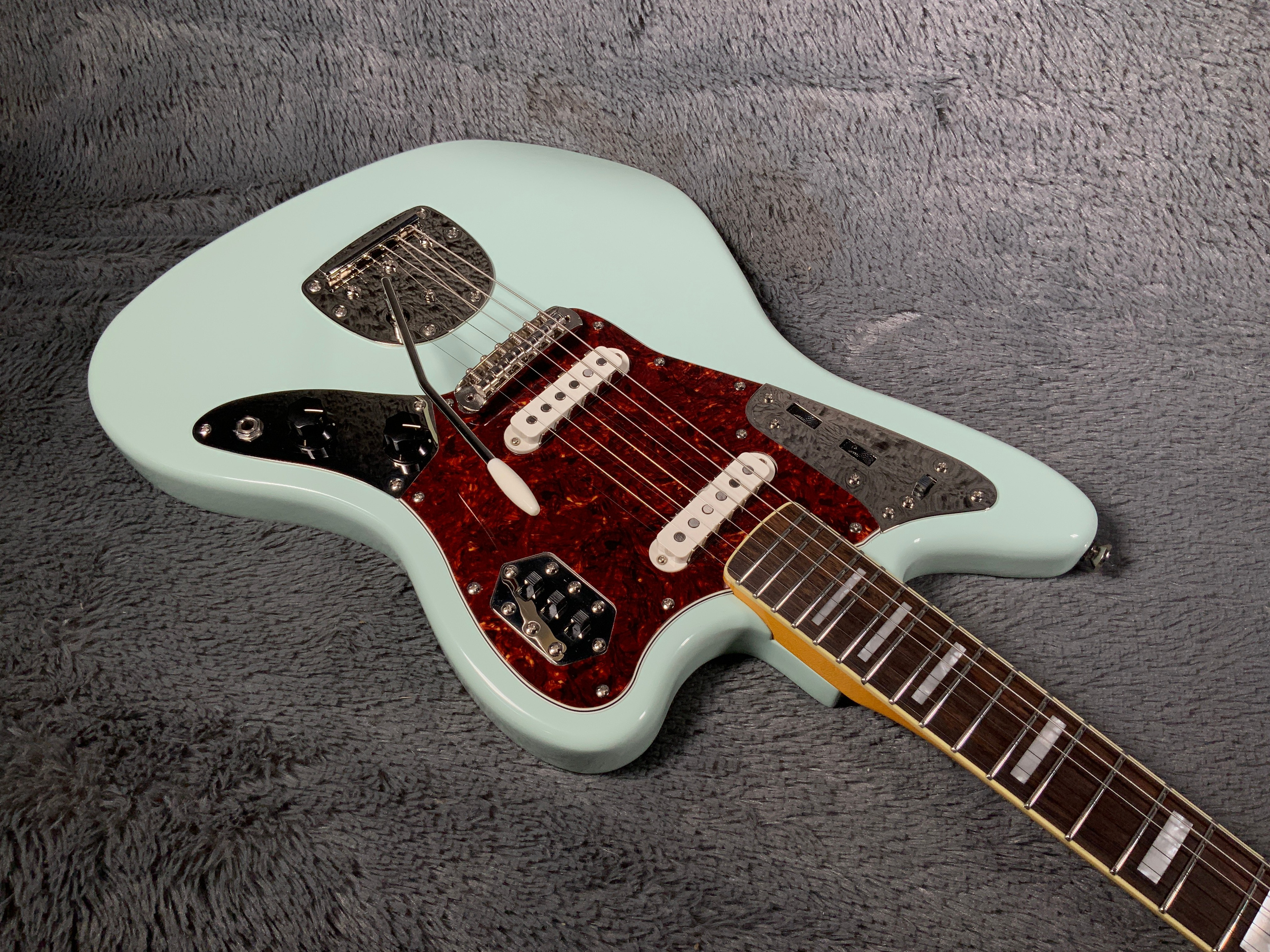 Squier by Fender Jaguar 70's Classic Vibe