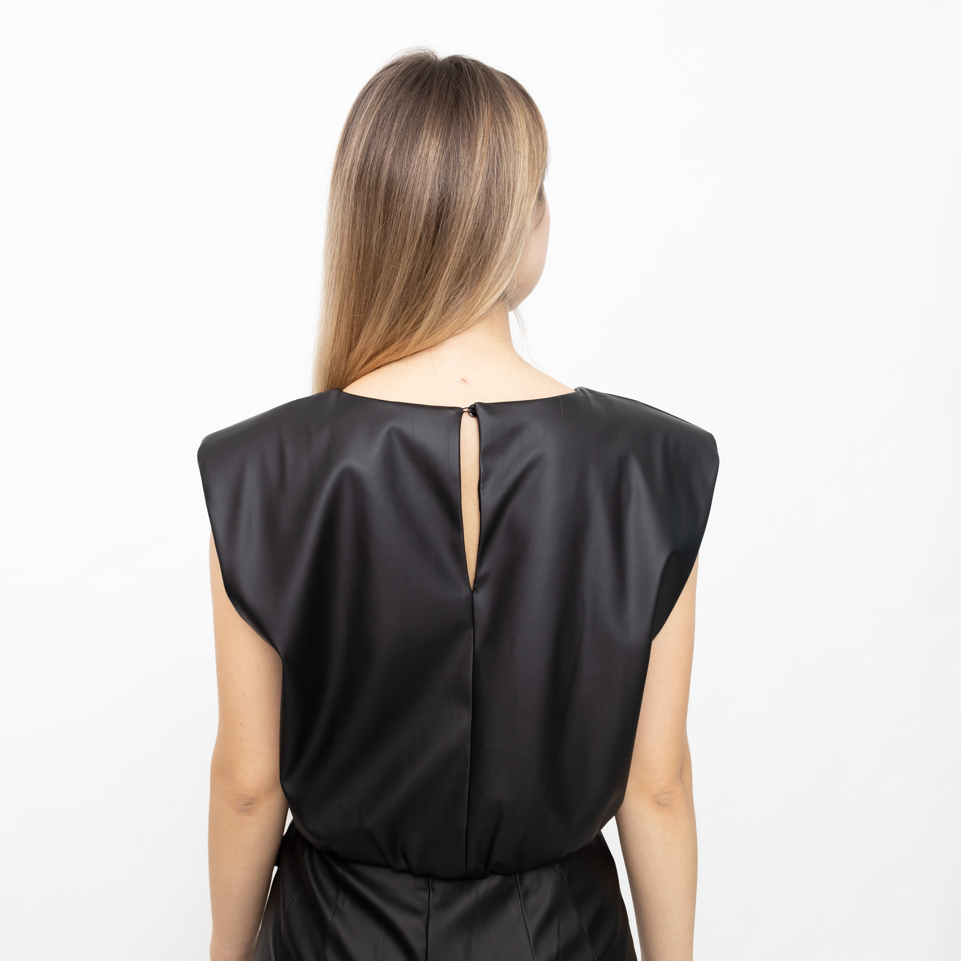 Платья, топы, юбки. Фотограф Екатеринбург. Фотосессии для маркеплейсов