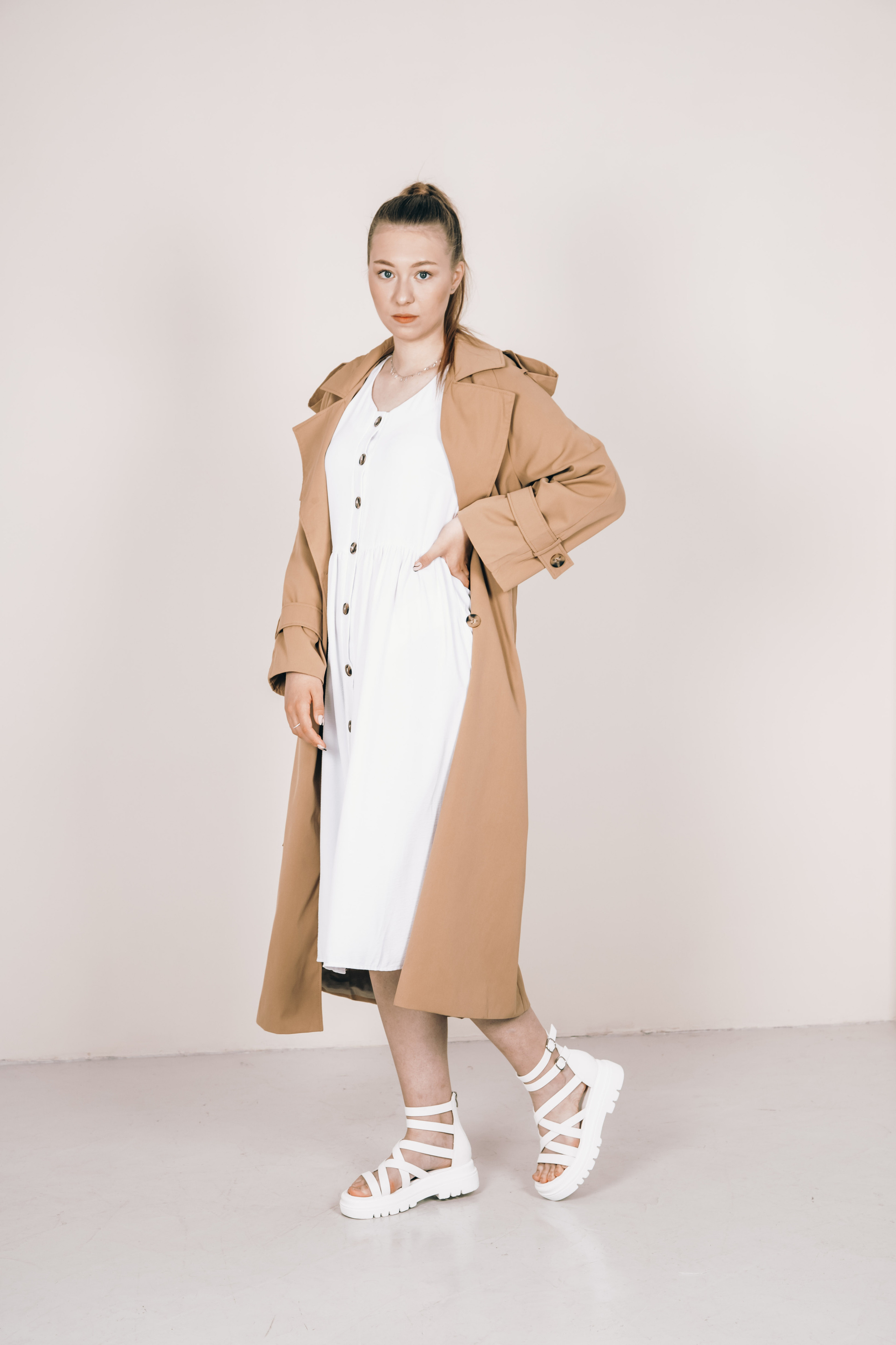 Тренчи. Фотограф Екатеринбург. Фотосессии для маркеплейсов