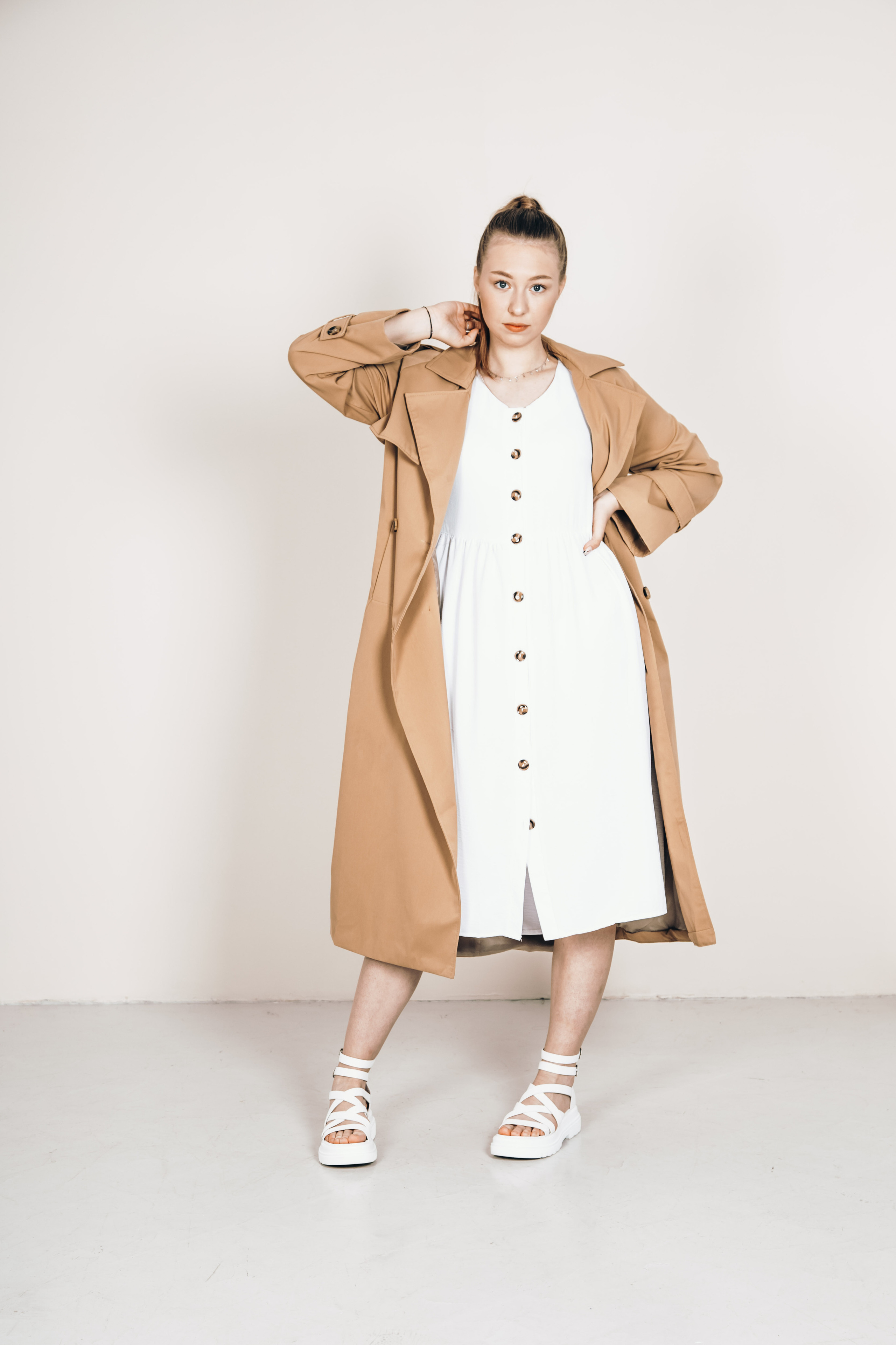 Тренчи. Фотограф Екатеринбург. Фотосессии для маркеплейсов