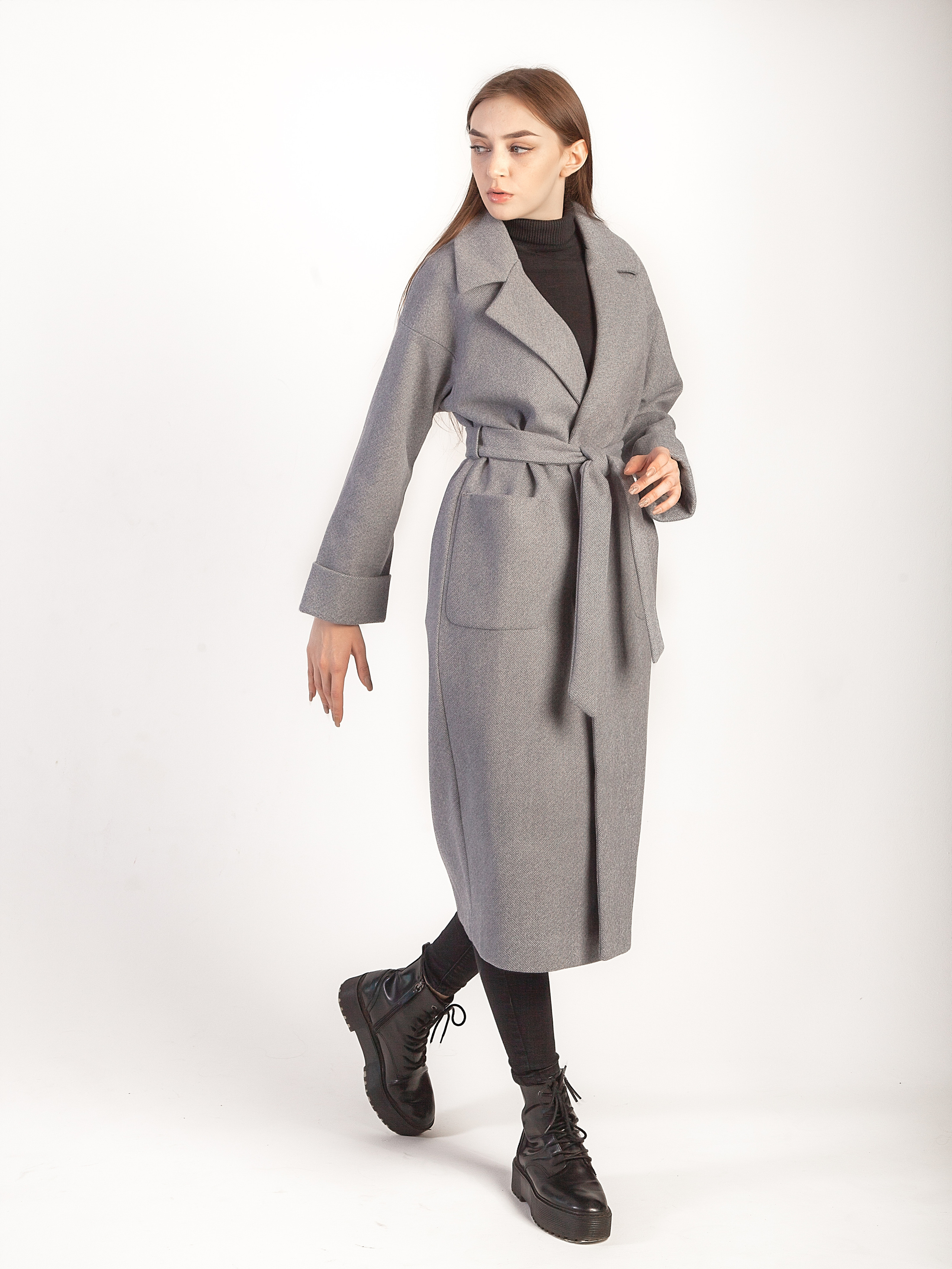 Пальто. Фотограф Екатеринбург. Фотосессии для маркеплейсов