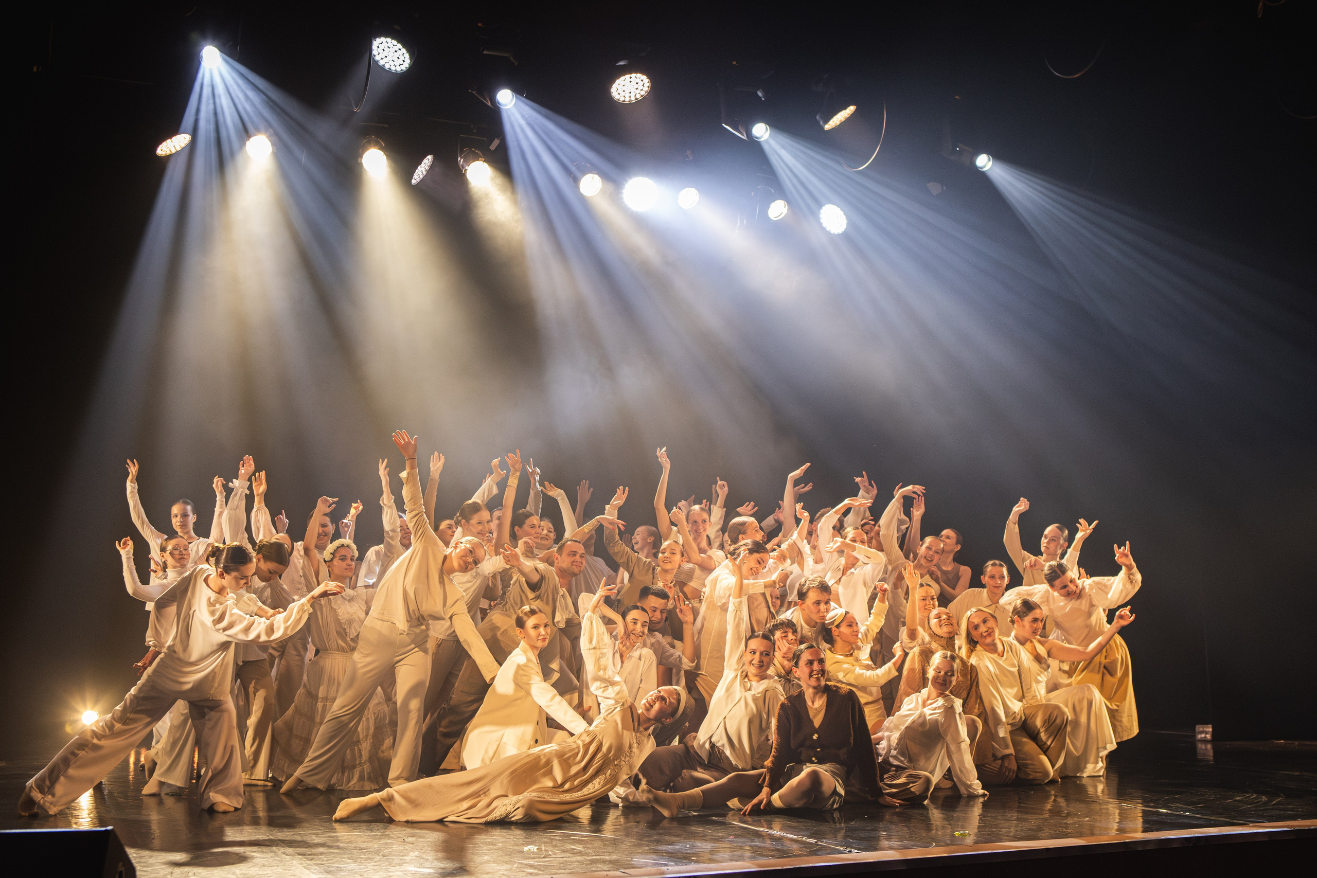 Человек, рождённый танцевать. Репортажный фотограф в Перми Денис Голдобин
