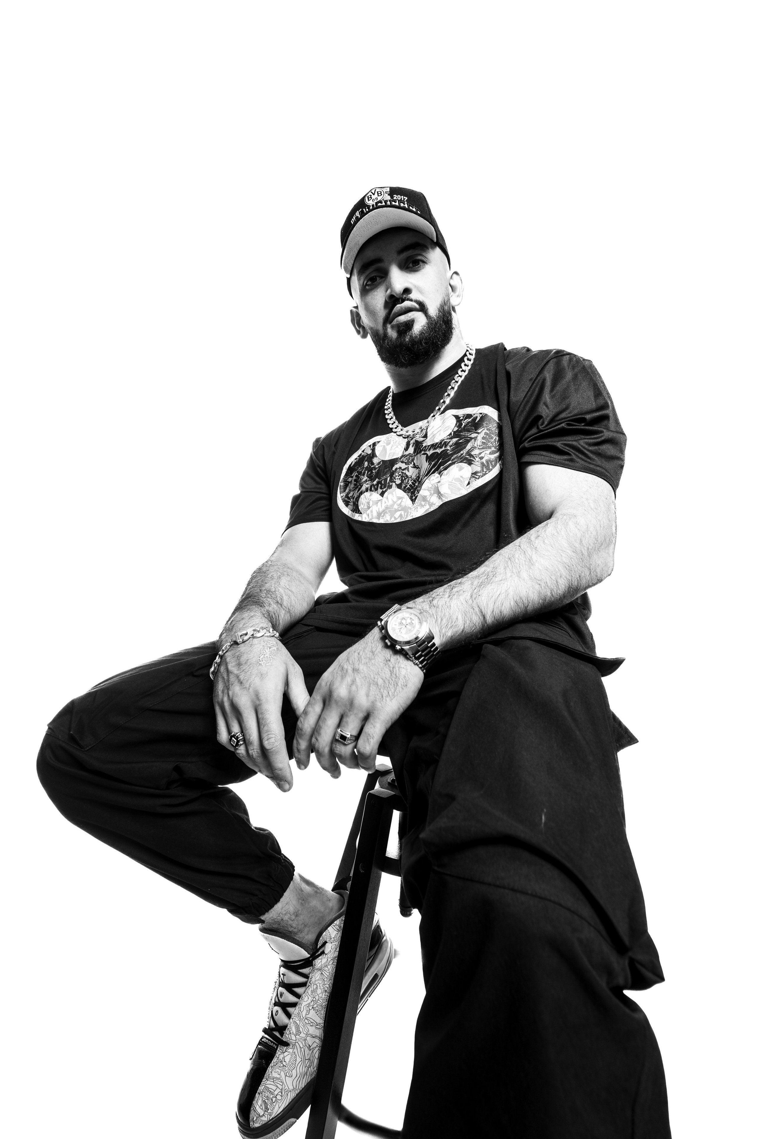 Photographer for musicians, track covers, artist cards, photo preparation for services. Dubai, Moscow. Portrait photographer Moscow, UAE, Oleg Koshmarov