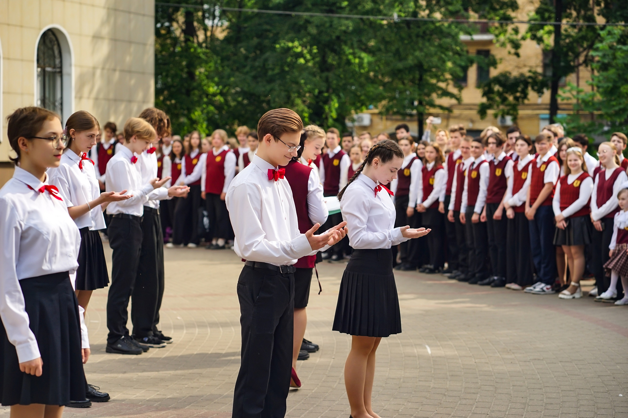 Школьные линейки. Фотограф Людмила Панюхина г. Нижний Новгород