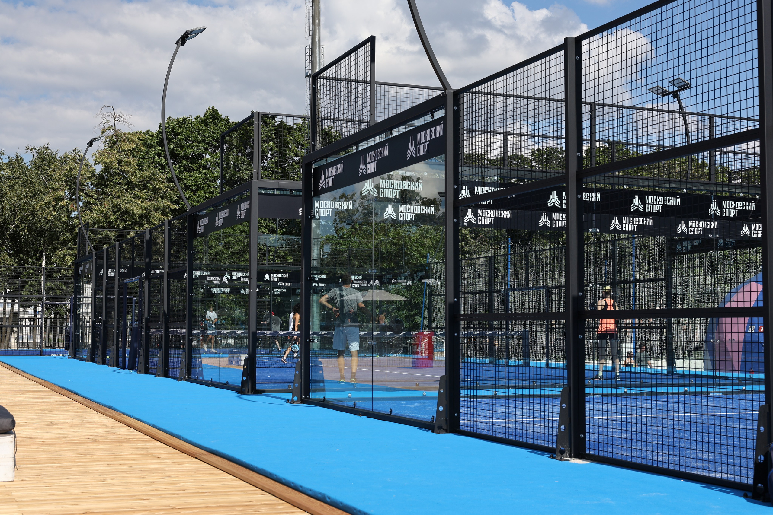 Корты по падел-теннису в Лужниках