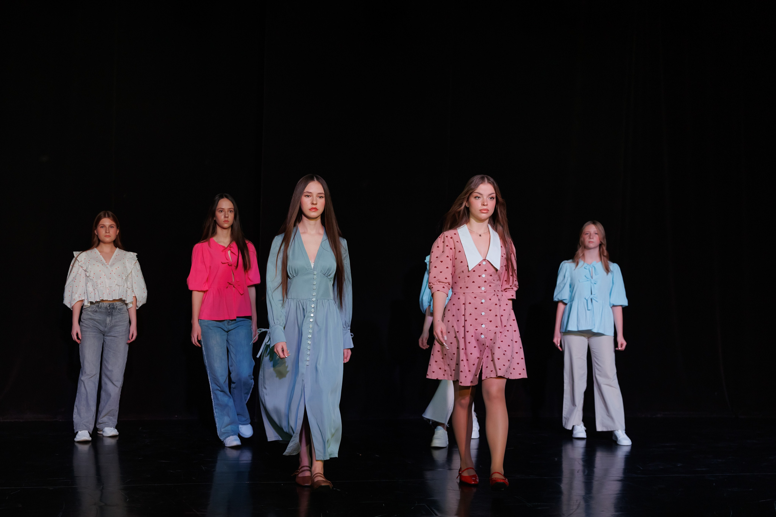 Показ коллекций Новосибирских дизайнеров для Fly Production. Фотограф Новосибирск — Наталья Гресь