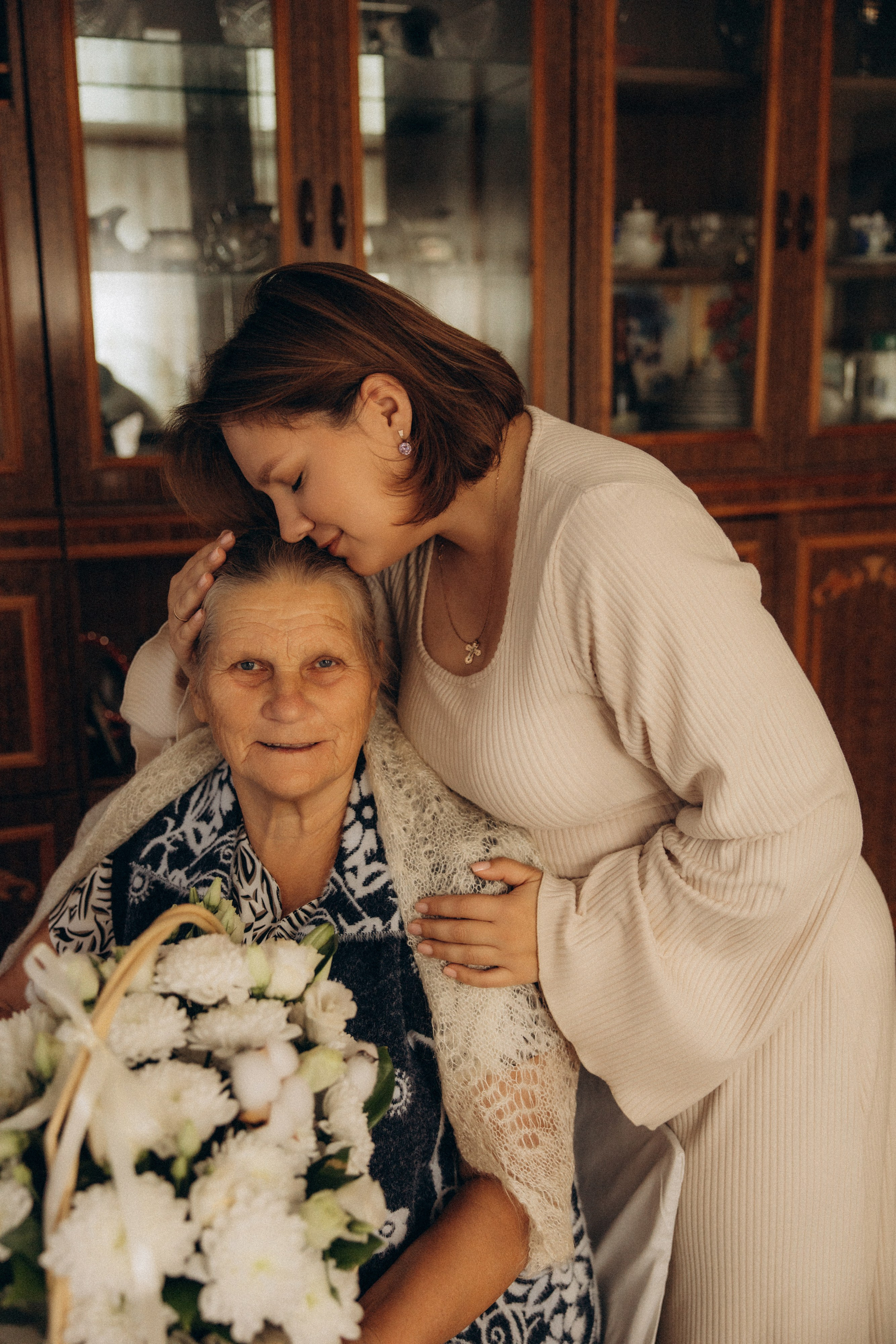 Аня и бабушка. Семейный фотограф Губкин/Старый Оскол