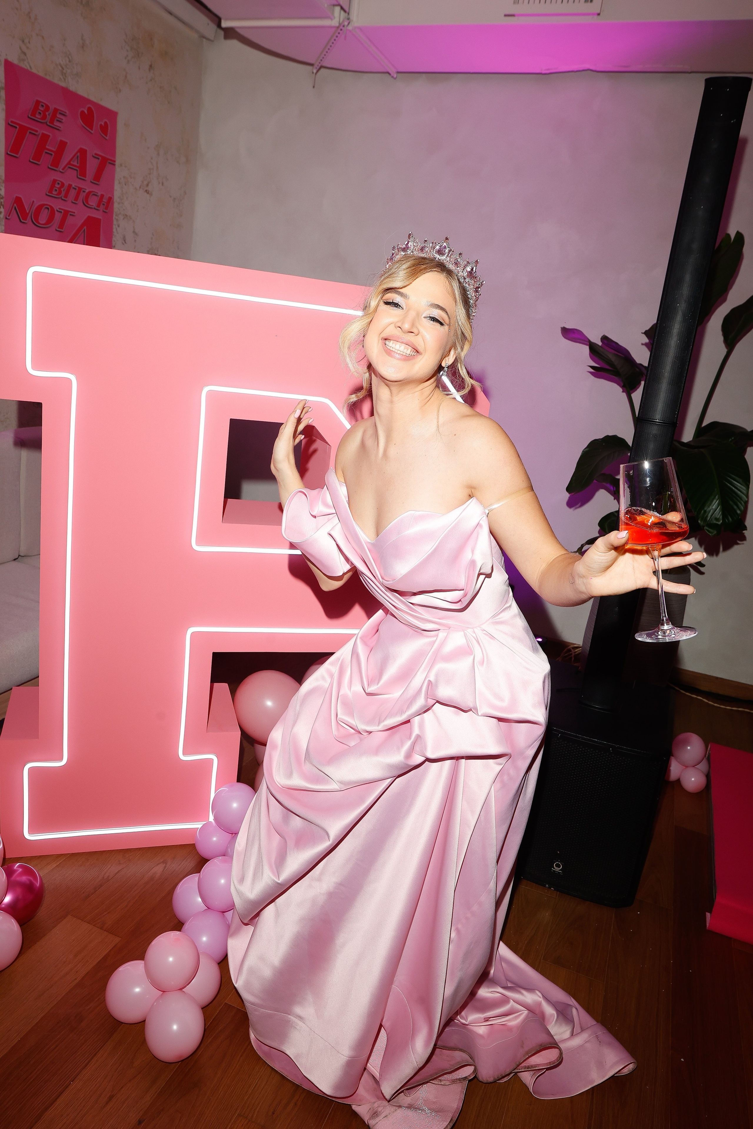 АНЯ ПОКРОВ. Nikolskayasecular