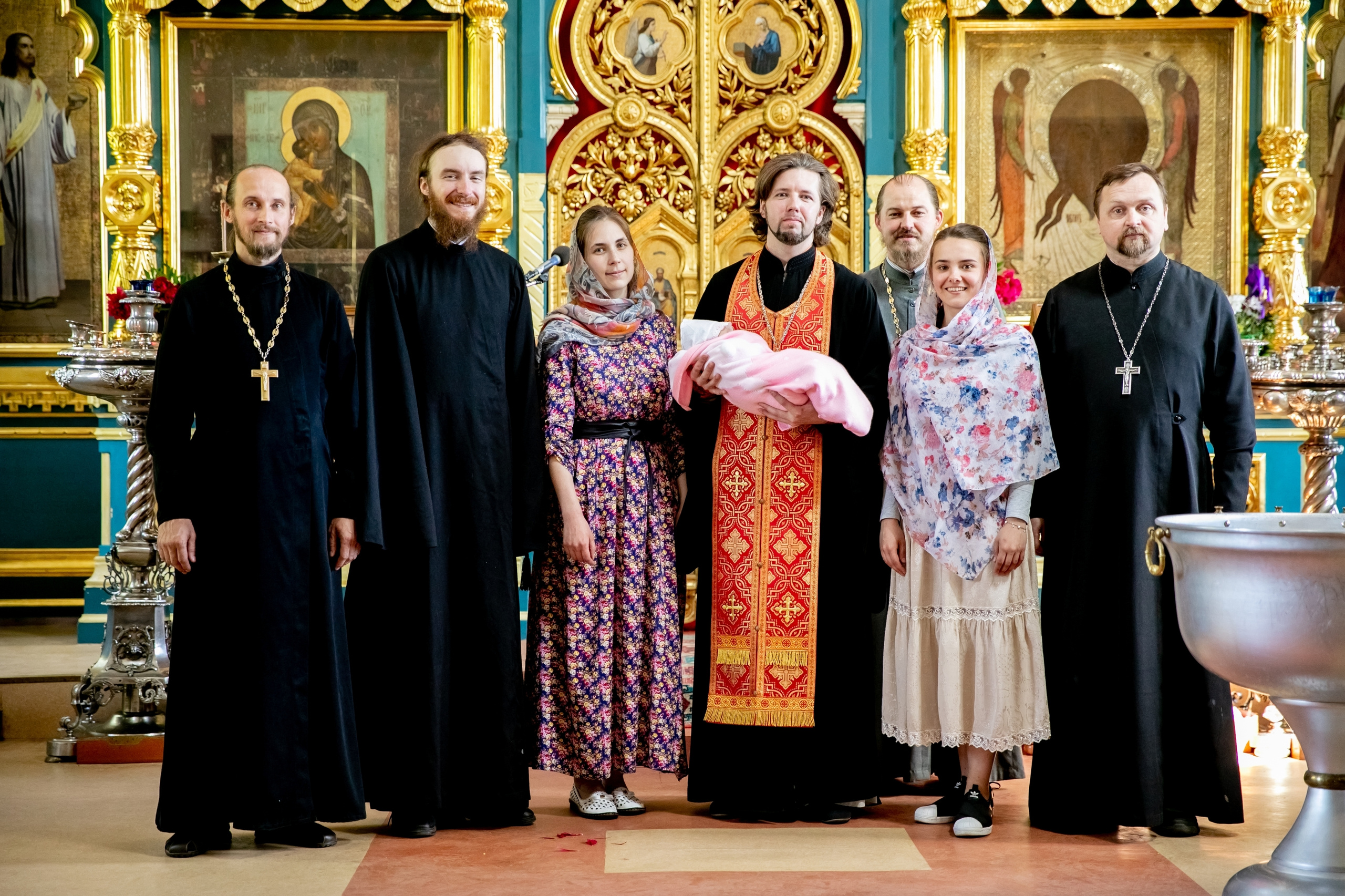 Крещение малышки Храм Спаса на Запрудне. Фотографирую счастье.) свадьбы семья и дети! фотограф Мария Креминская