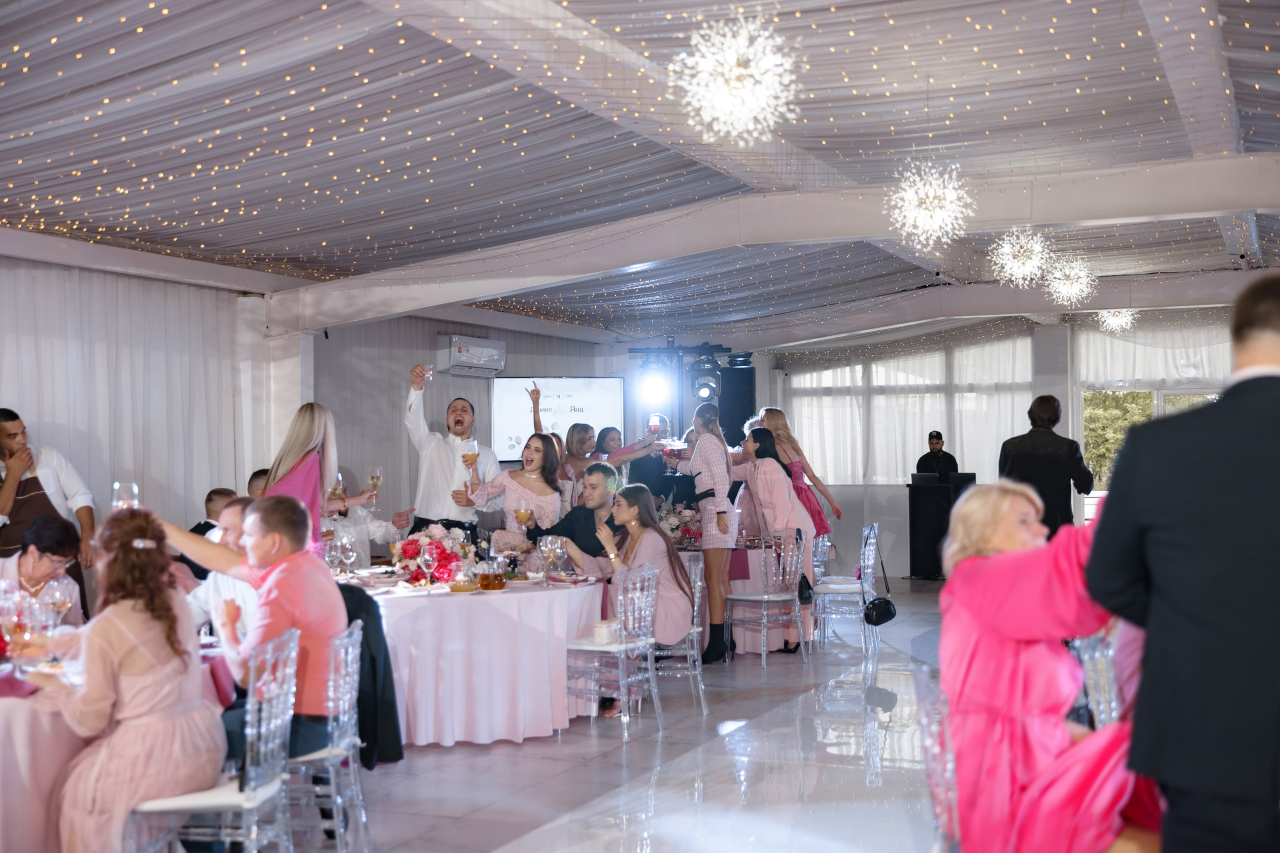 Даниил и Яна. Свадебный фотограф и видеограф Юрий и Эля Дубинины