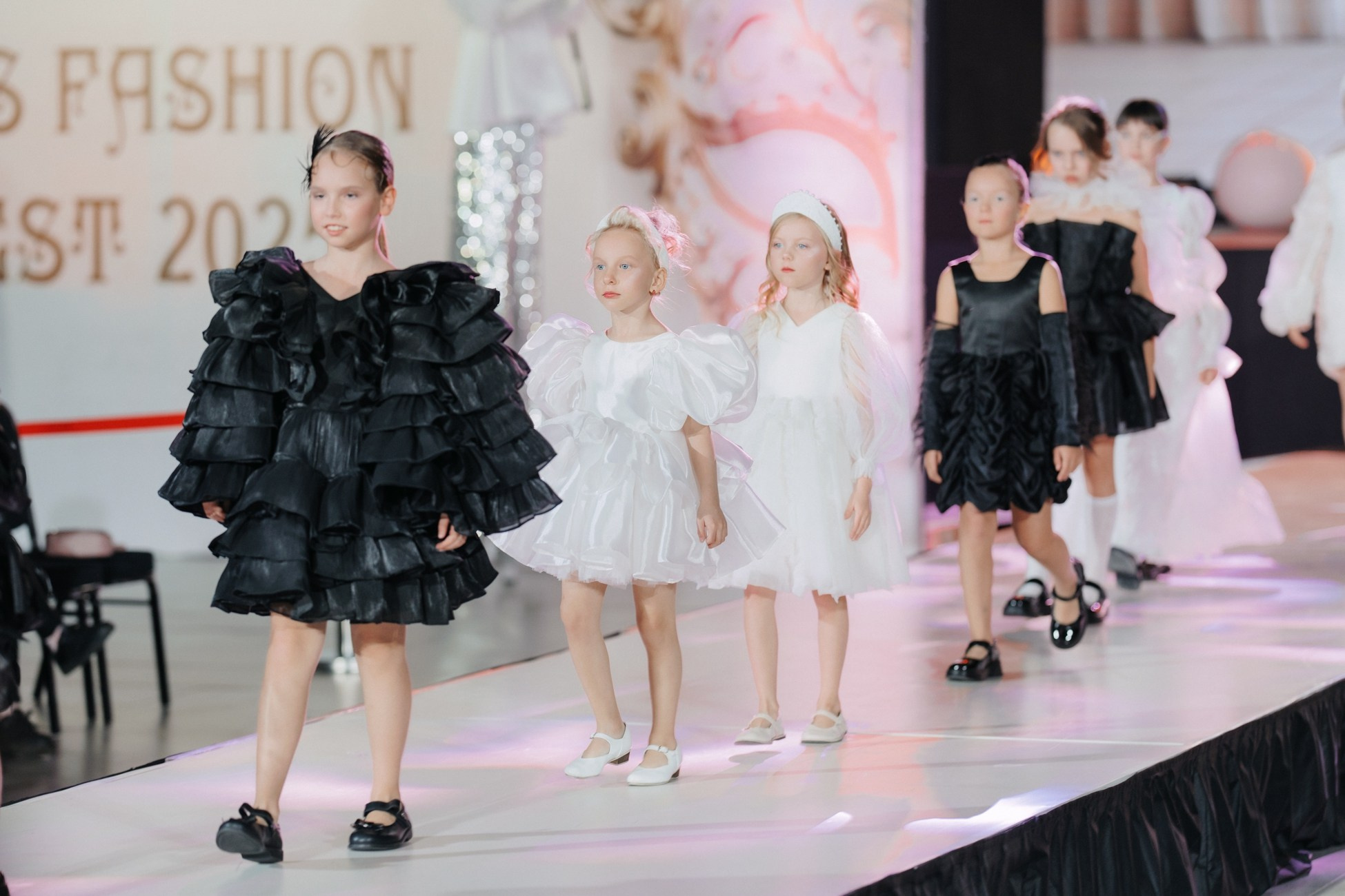 Kids Fashion Week. Annyshka