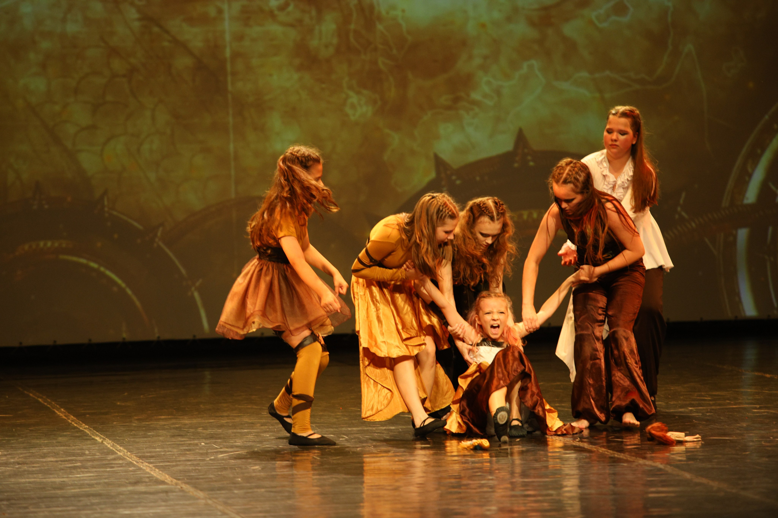 Концерт юных танцоров